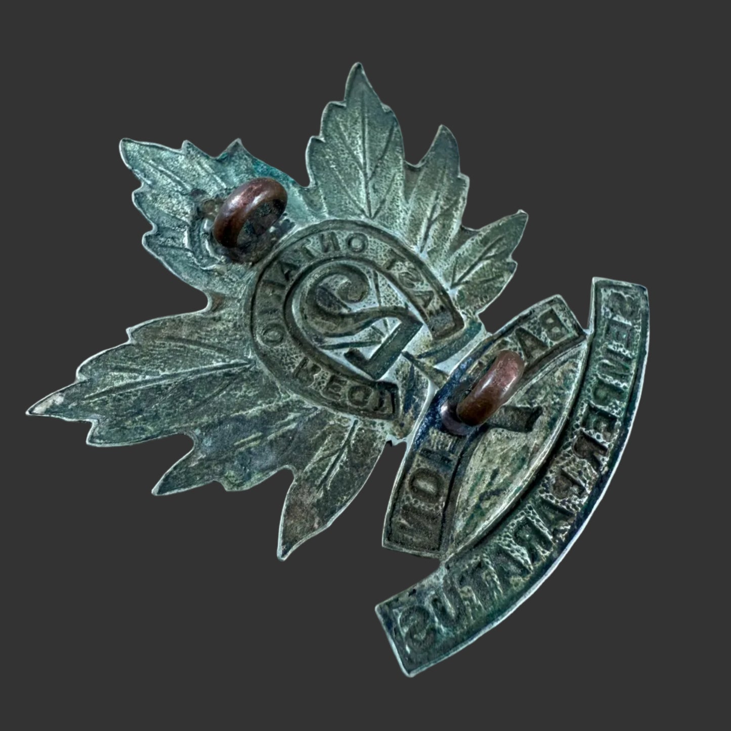 Canadian - WWI - CEF Cap Badge - 2nd Canadian Infantry Battalion (Eastern Ontario)
