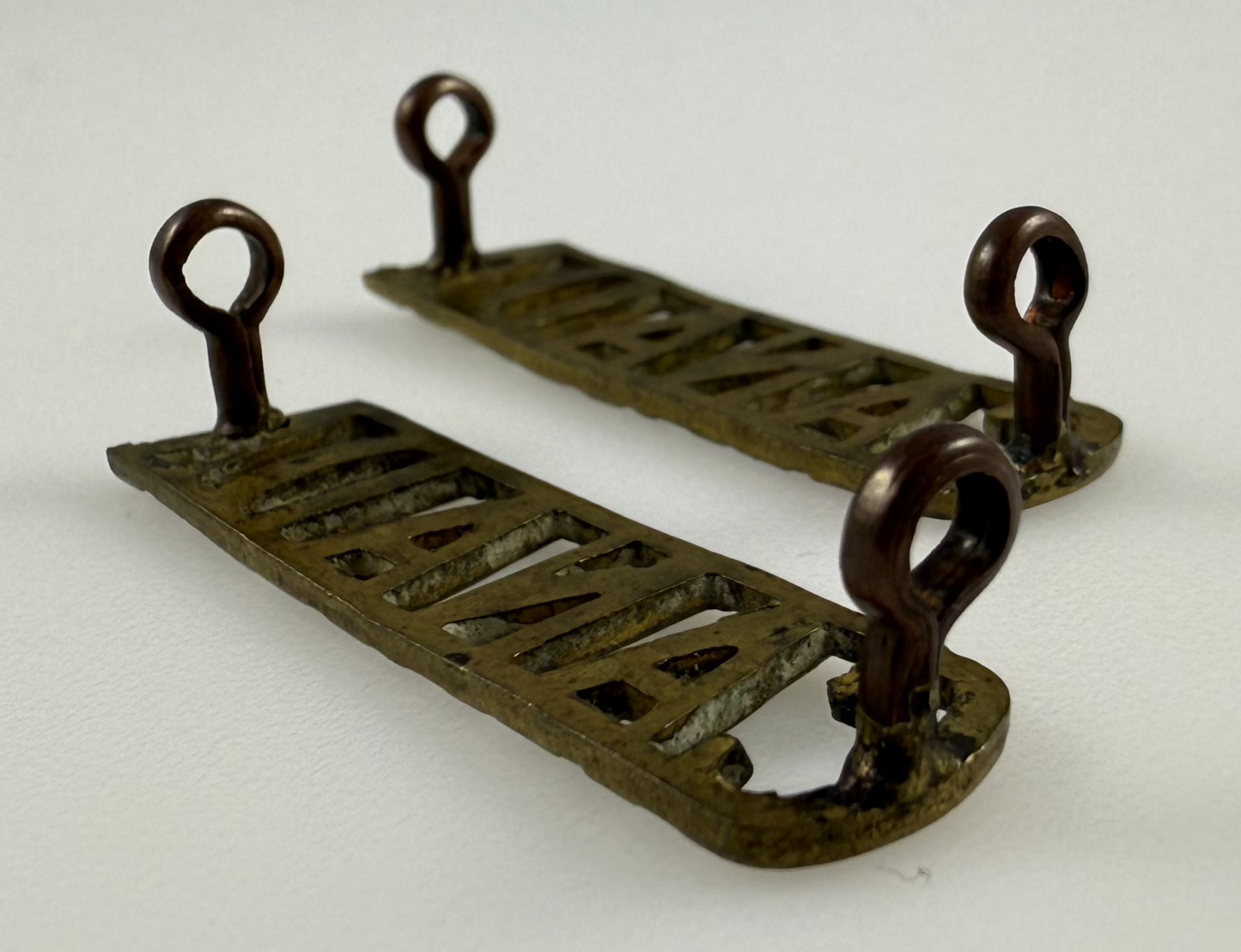 Canadian WWI - Shoulder Titles