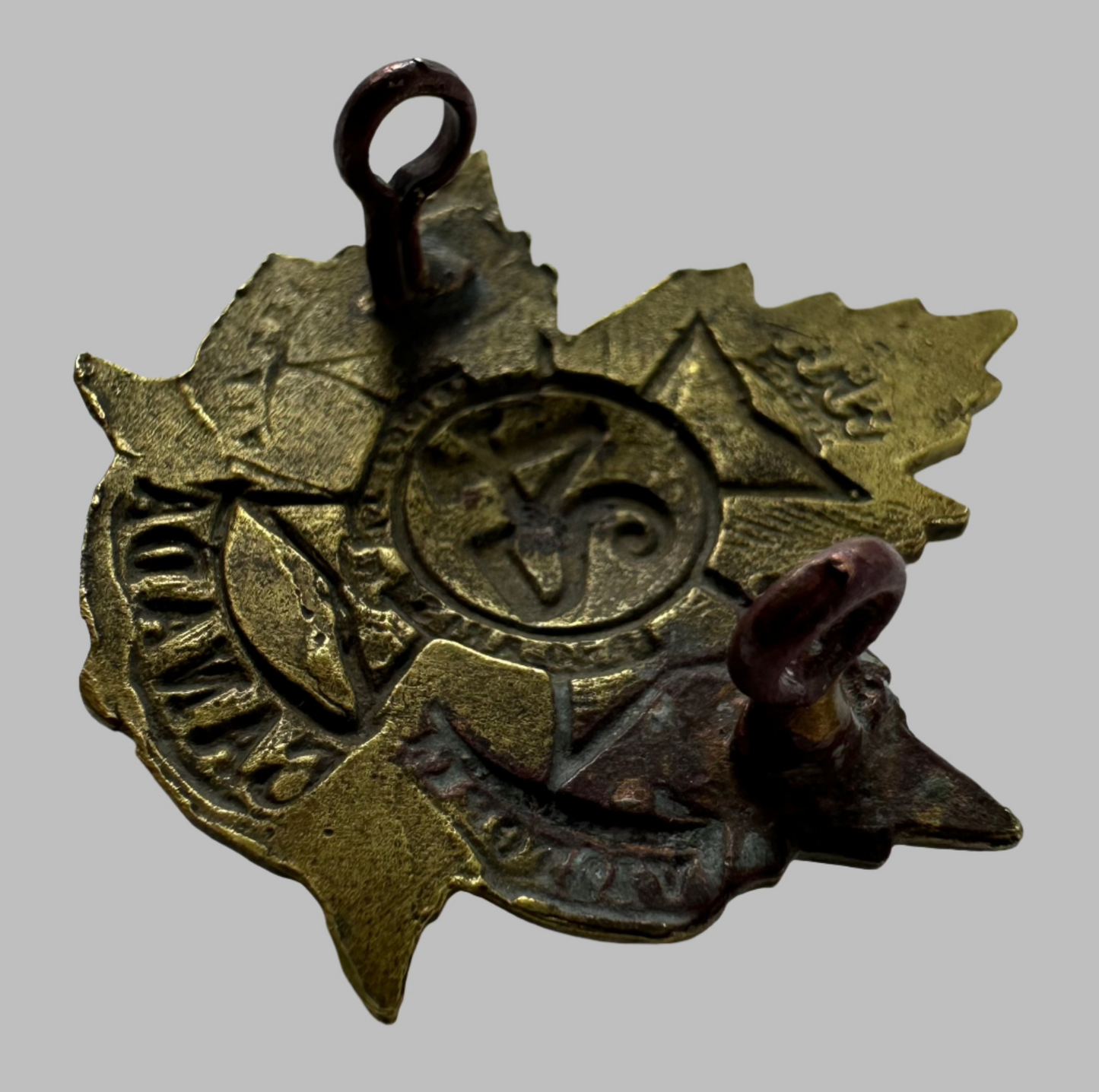 WWI - 24th Canadian Infantry Battalion (Victoria Rifles) Cap Badge