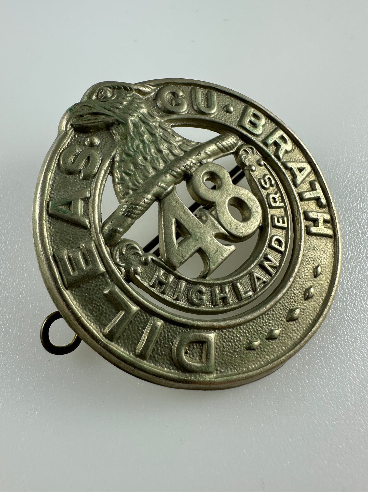 Canadian WWII - 48th Highlanders Cap Badge - Roden