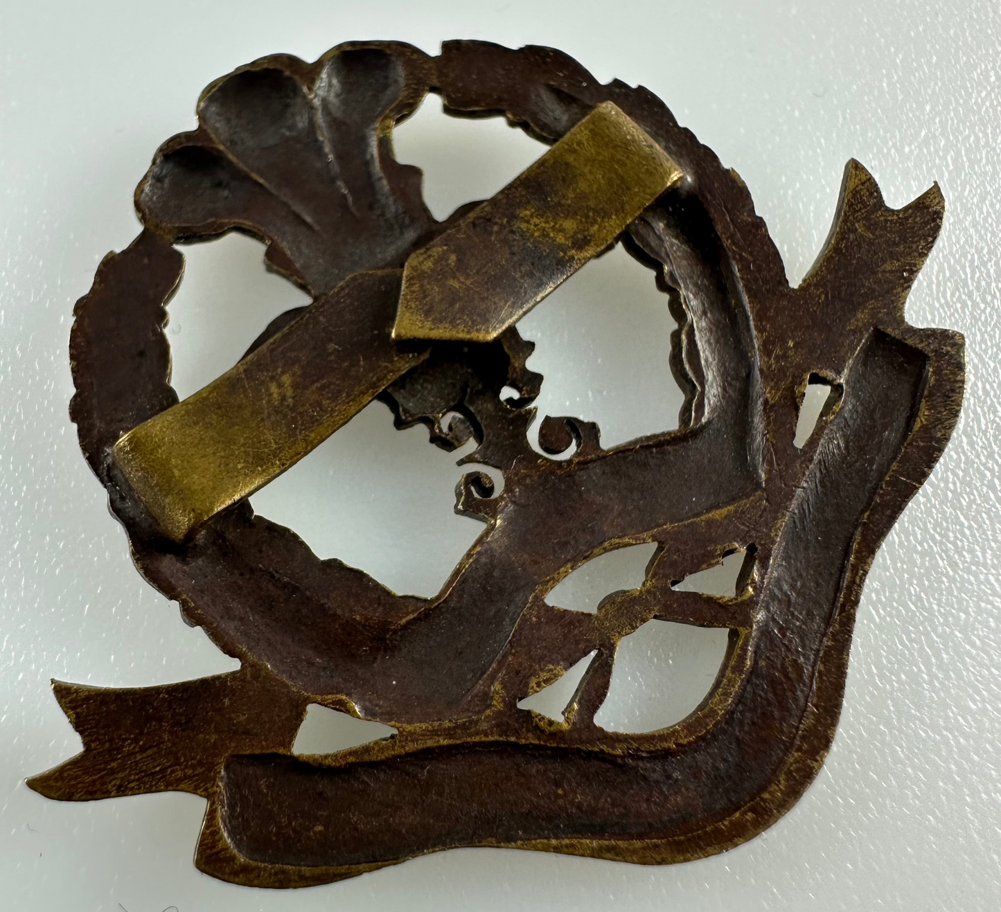 British WWI - Middlesex Regiment Officer's Cap Badge