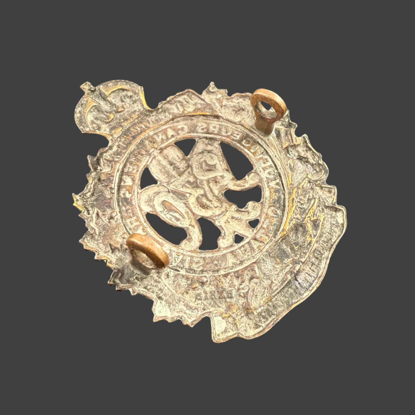 WWI - CEF Cap Badge - 230th Canadian Infantry Battalion (Voltigeurs Canadien Francais)