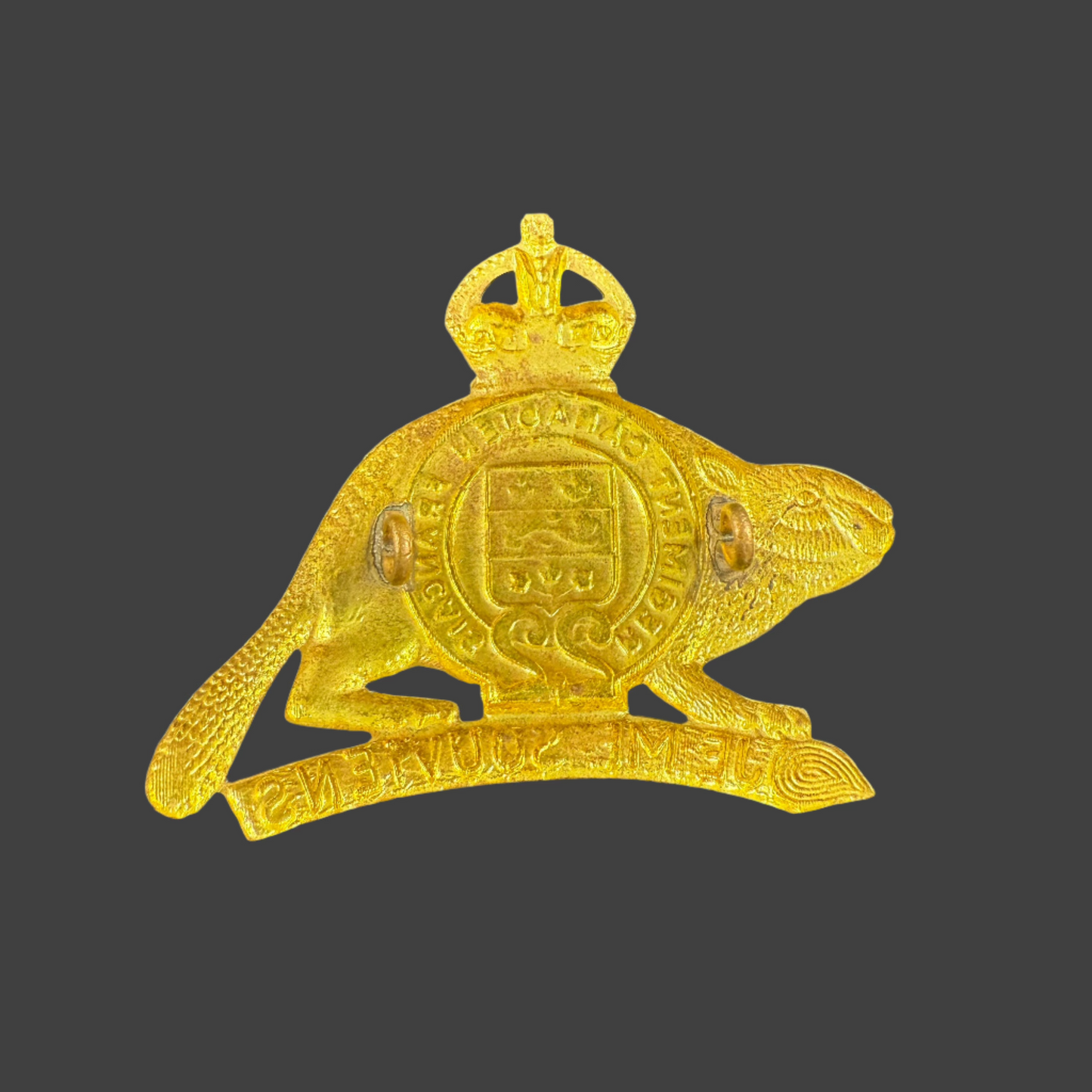 Canadian WWII - Royal 22nd Regiment (R22eR - Vandoos) - Cap Badge