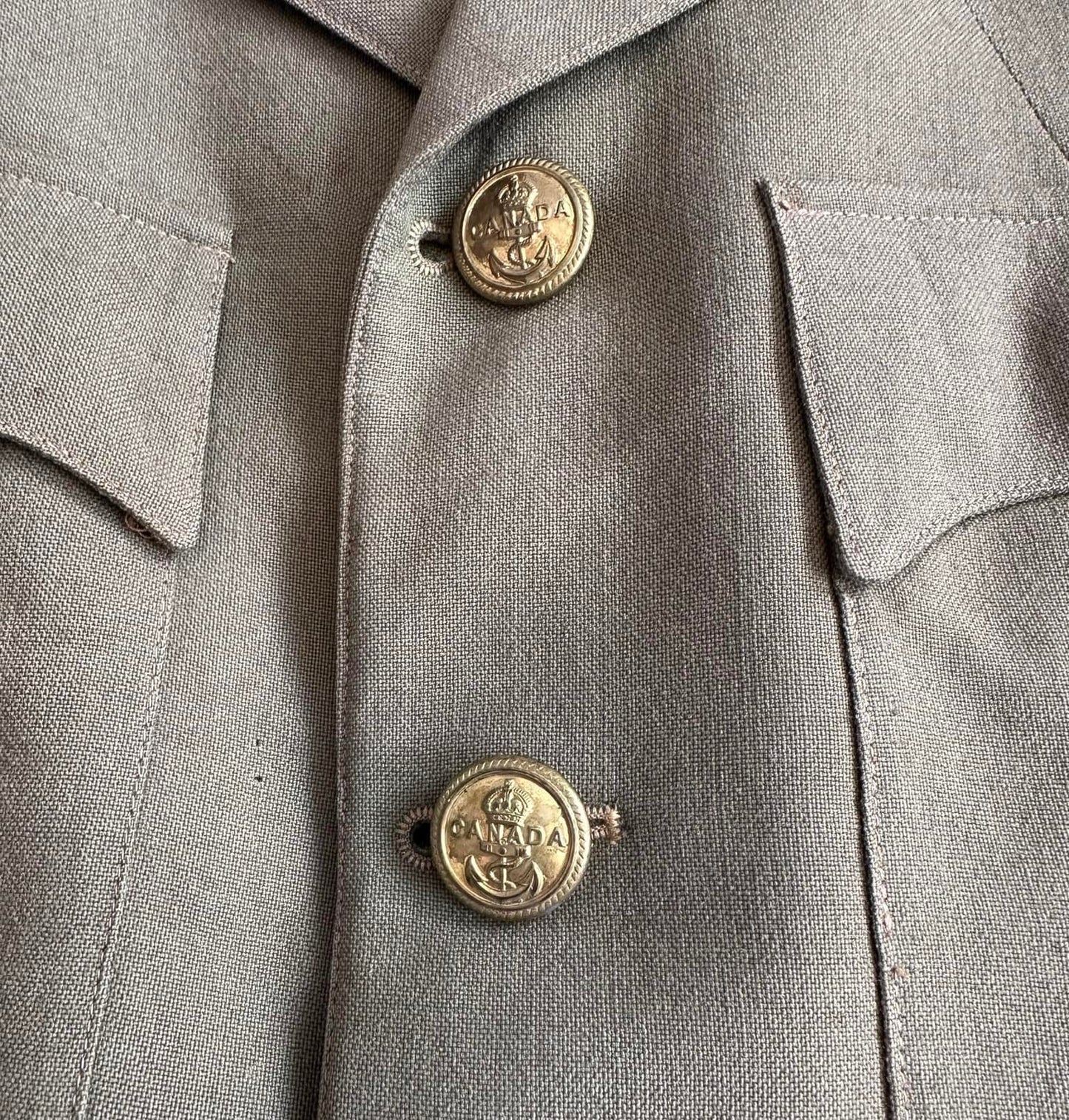 Canadian - WWII - Royal Canadian Navy Volunteer Reserve (RCNVR) - Tropical Uniform