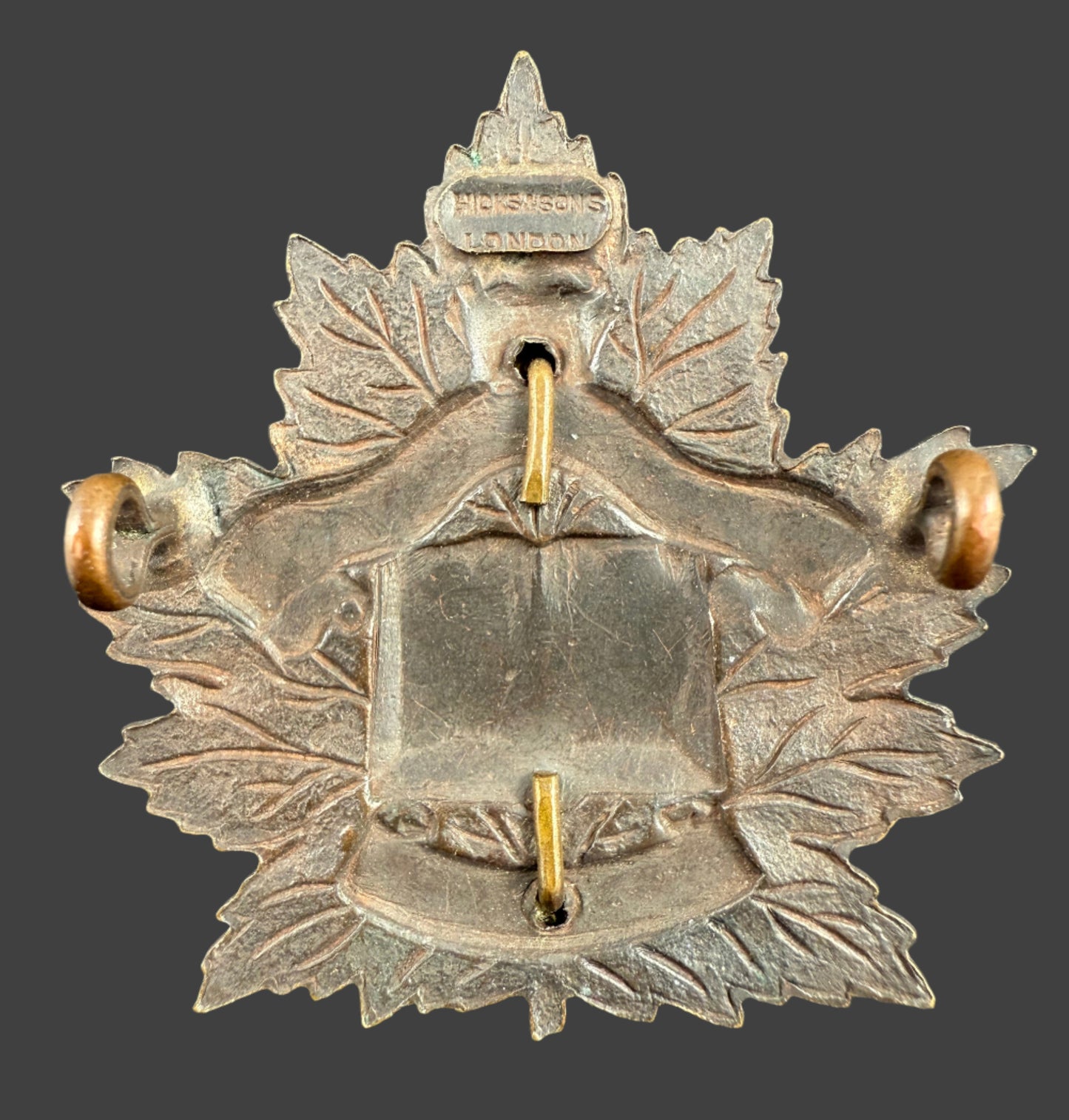 WWI - CEF Khaki University Cap Badge