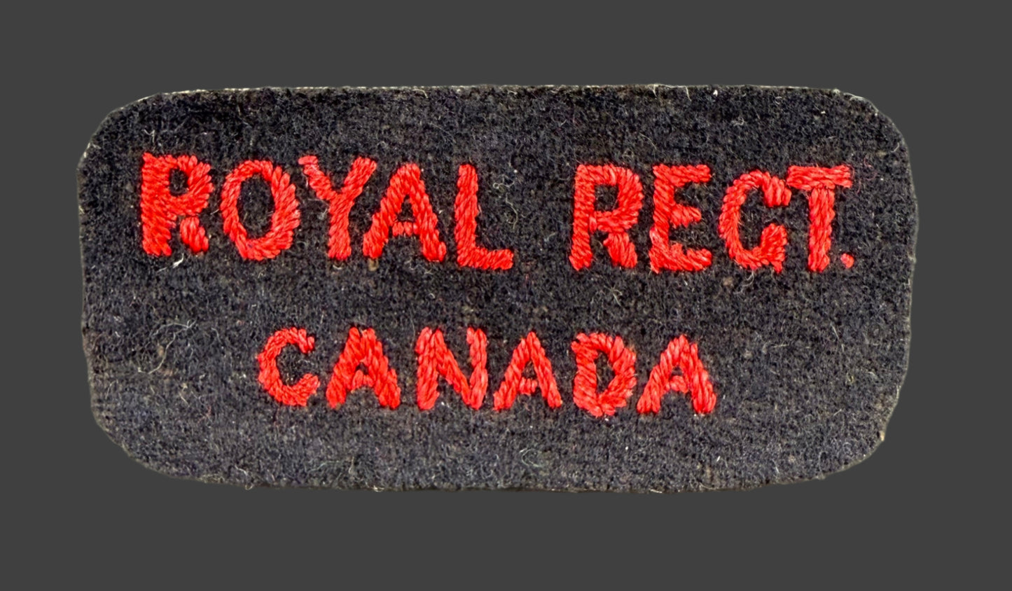 Canadian WWII - Royal Regiment of Canada - Cloth Shoulder Title