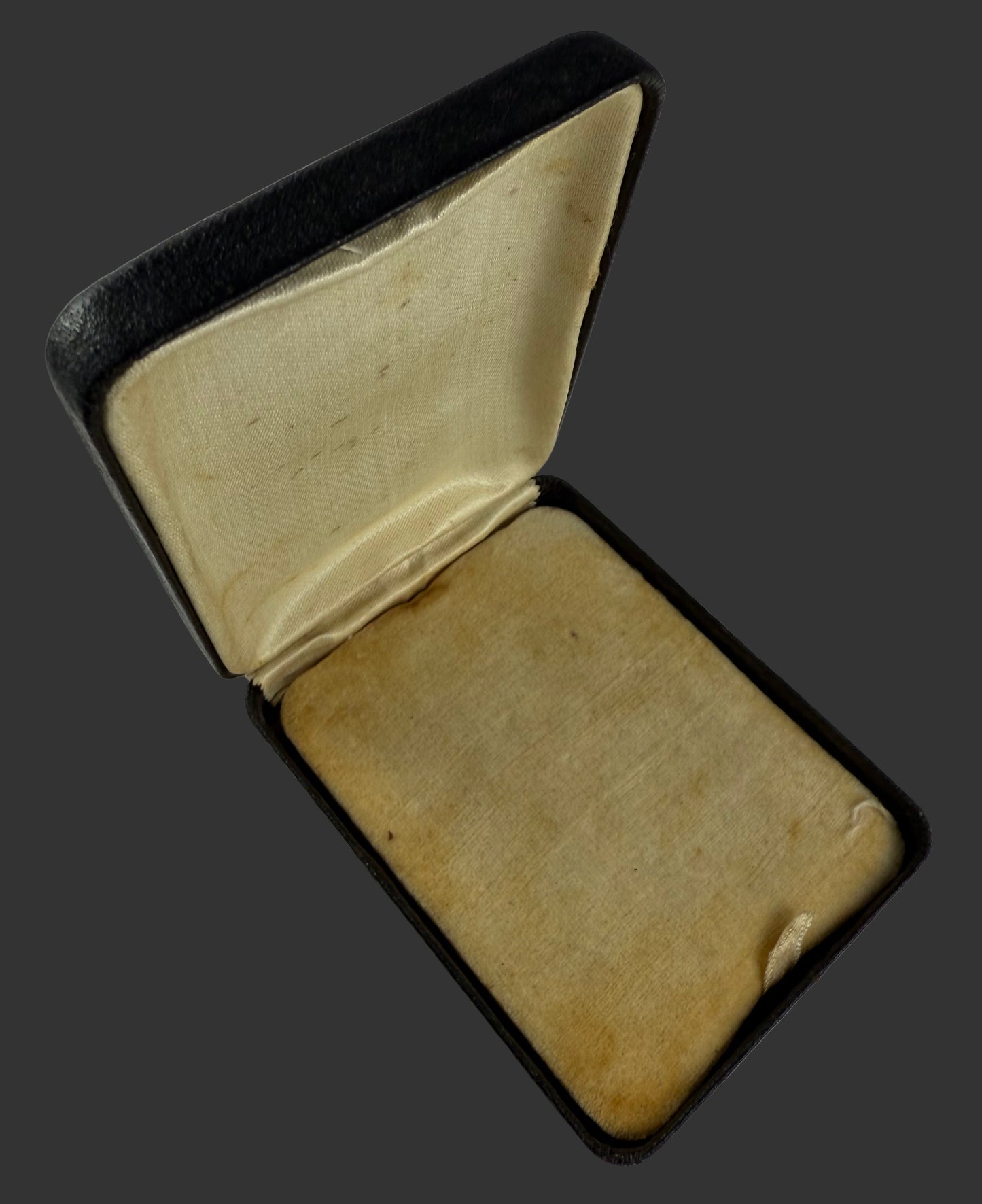 Canadian - WWI / WWII - Canadian Memorial Cross - Case