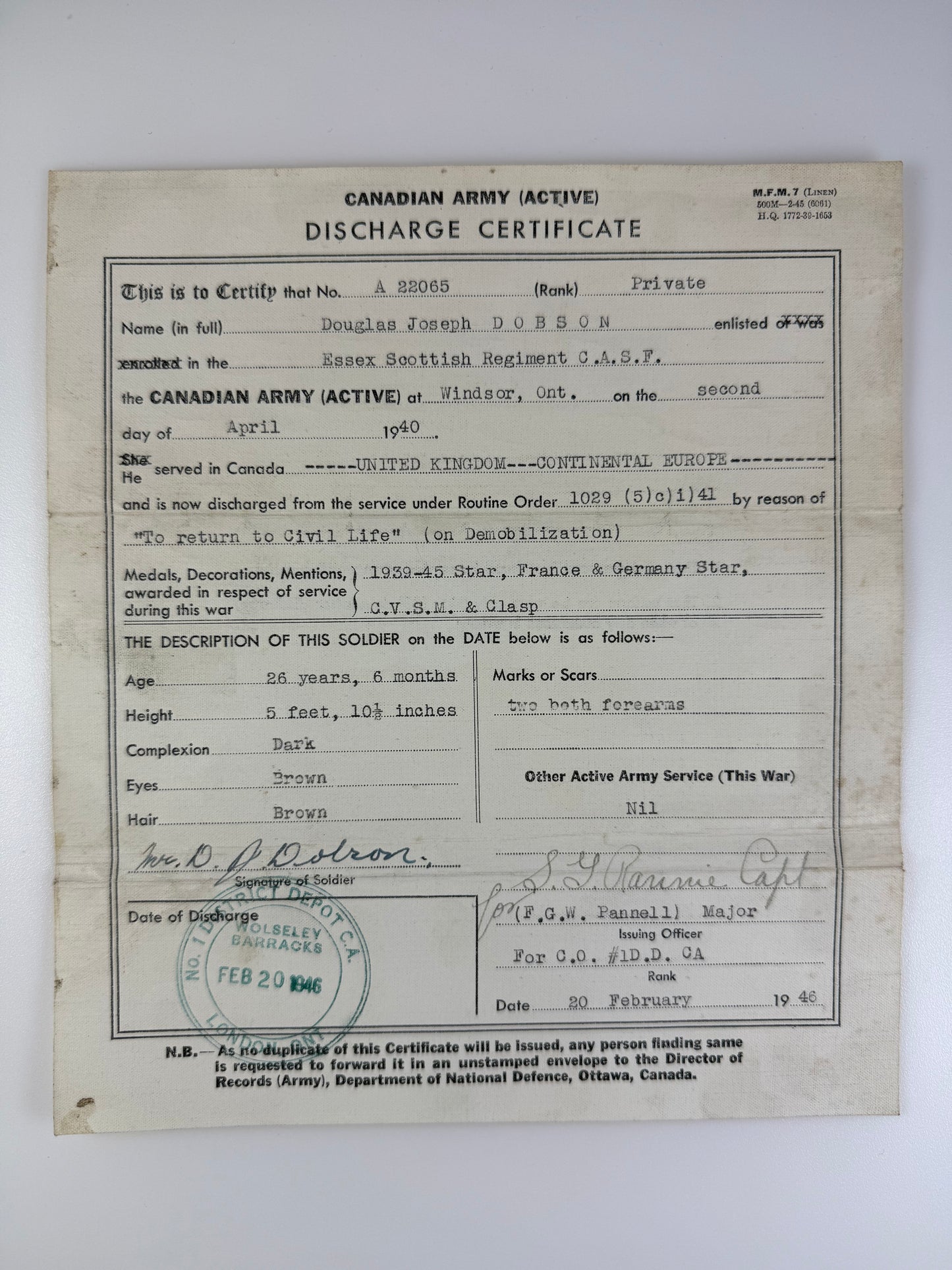 Canadian WWII - Medal Group - Essex Scottish Regiment - POW Dieppe 1942 - Dobson