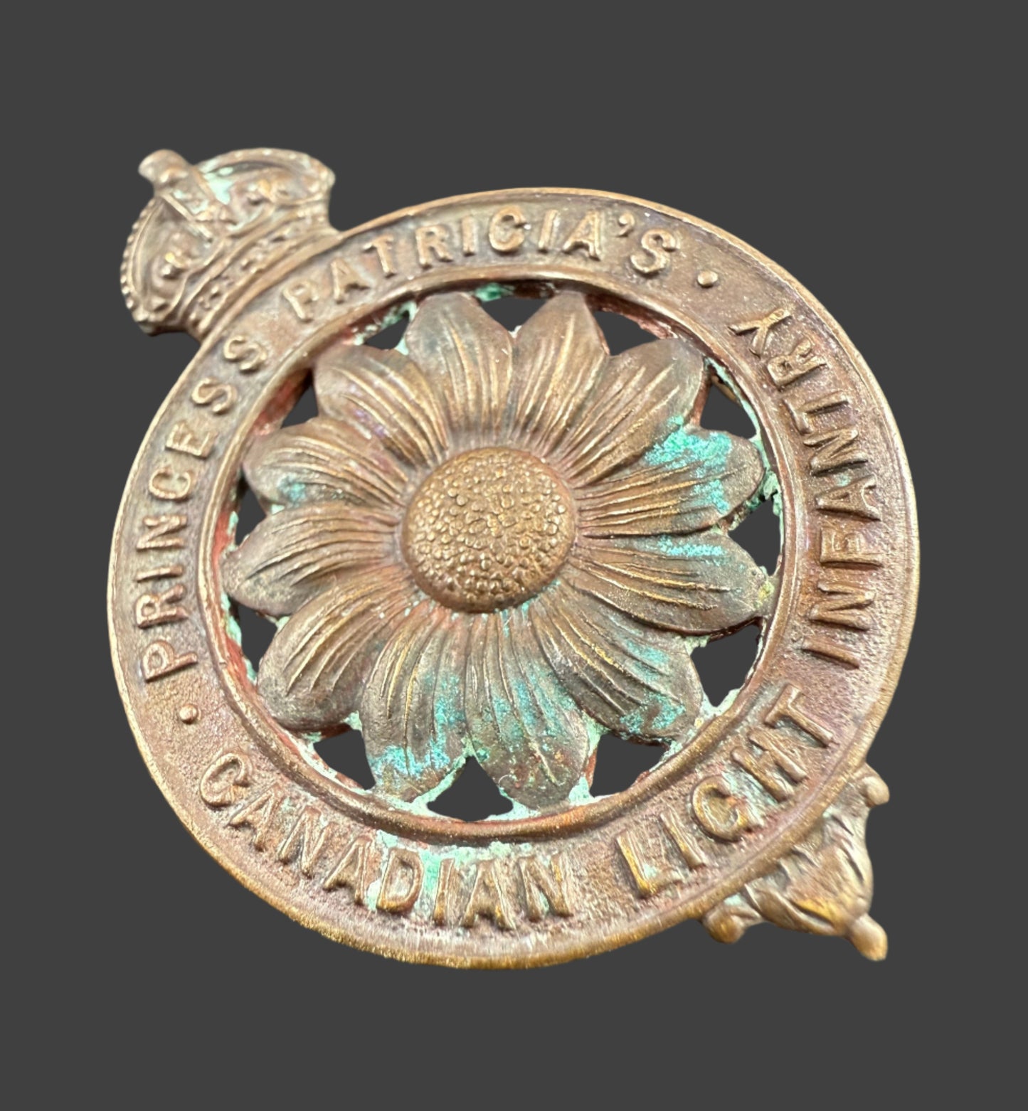 WWI - Princess Patricia's Canadian Light Infantry - CEF Cap Badge