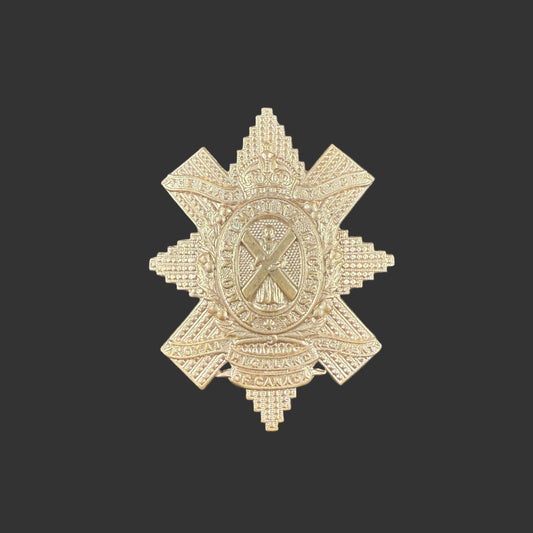 Canadian WWII - Black Watch (Royal Highland Regiment) of Canada - Glengarry Badge