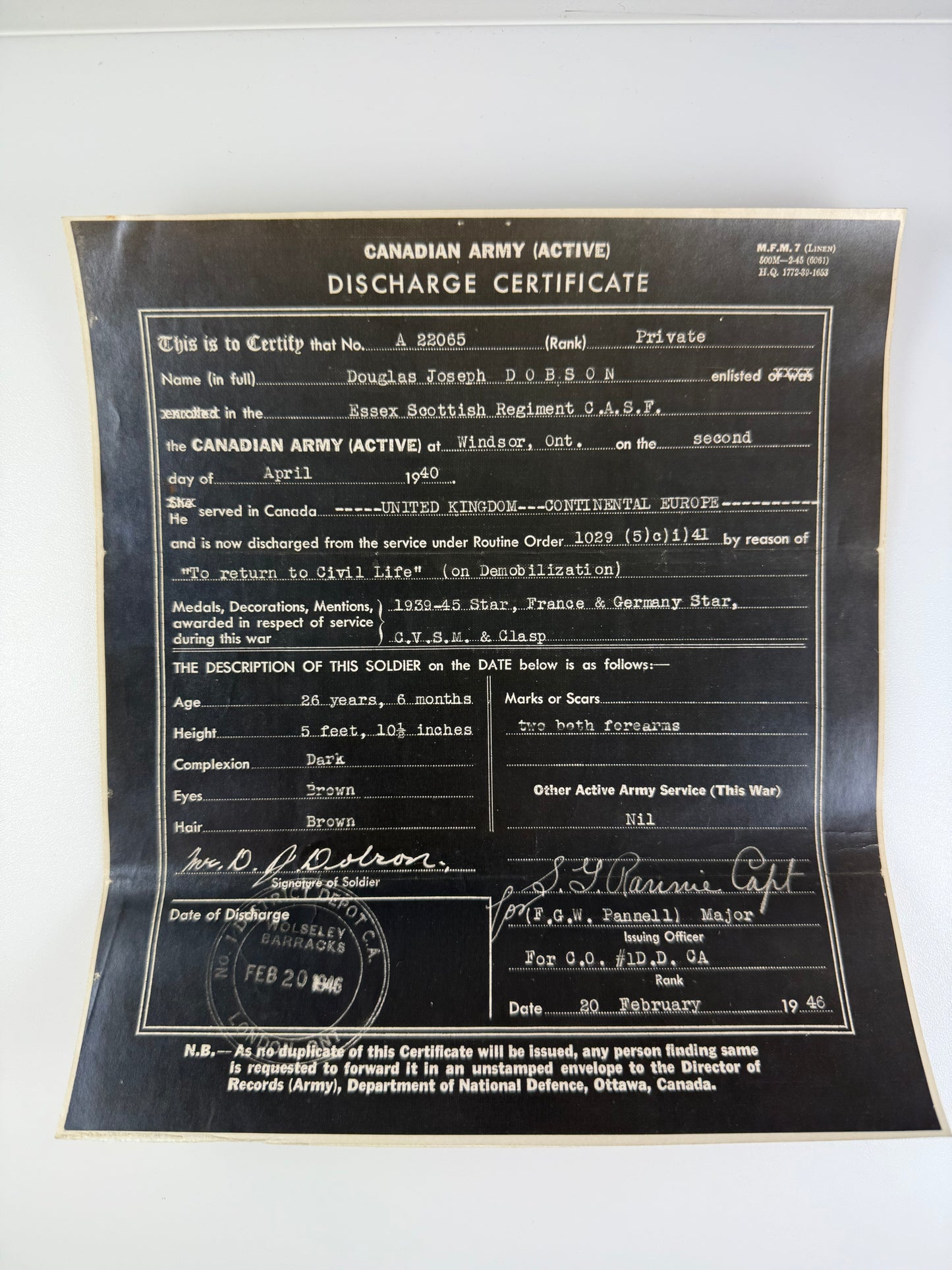 Canadian WWII - Medal Group - Essex Scottish Regiment - POW Dieppe 1942 - Dobson