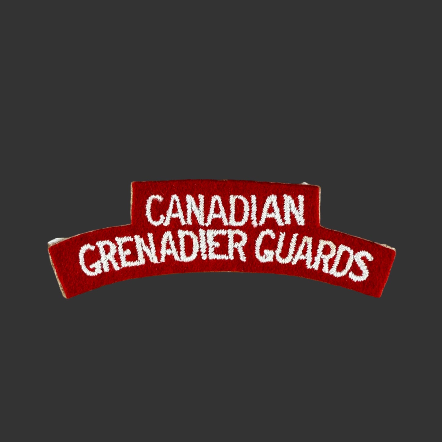 Canadian WWII - Canadian Grenadier Guards - Cloth Shoulder Title