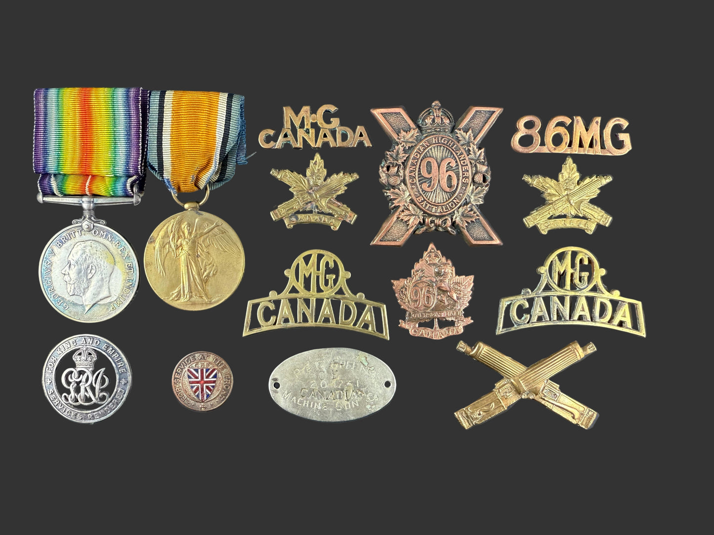 Canadian - WWI - CEF Medal Pair, Photo and Assorted Badges to Canadian Machine Gun Brigade - WIA - Green