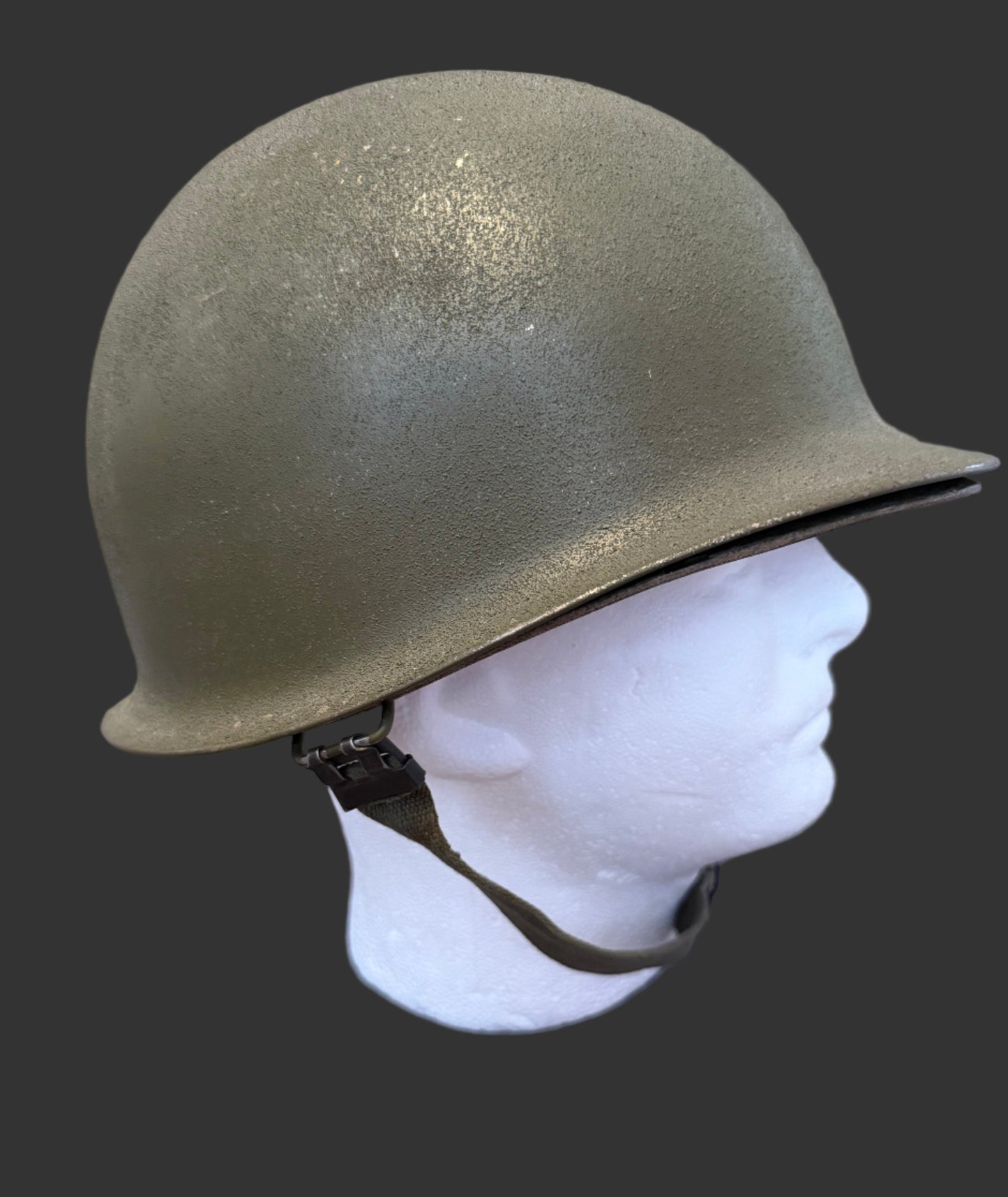 American - WWII - M1 Helmet - Swivel Bale - Rear Seam