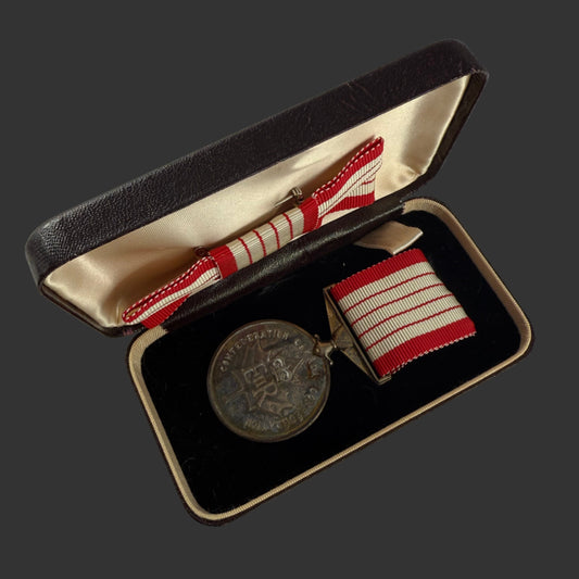Canadian - Centennial Medal 1967 - Cased - With Ladies' Bow