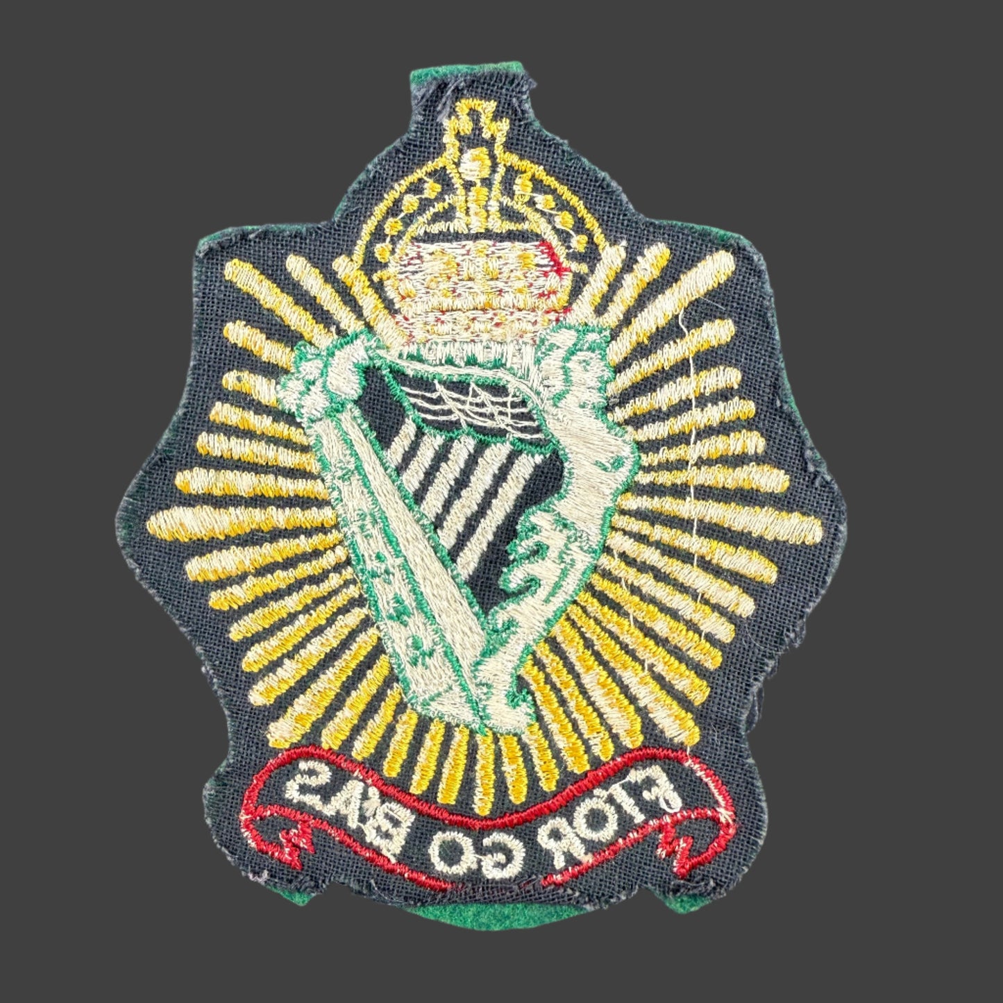 Canadian WWII - Irish Regiment of Canada - Regimental Crest