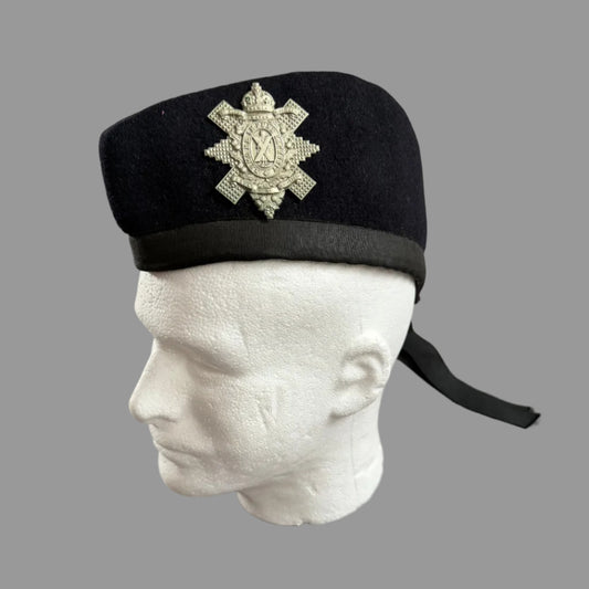 Canadian - Post-WWI - Glengarry Cap - Royal Highlanders of Canada - 1930 Pattern Badge