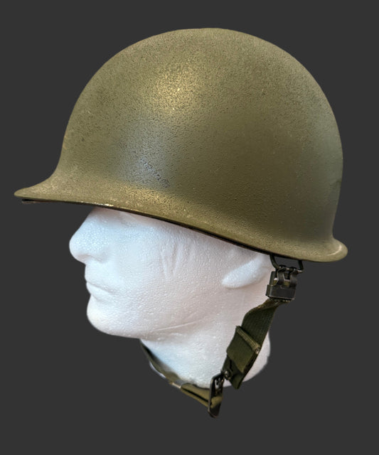 American - WWII - M1 Helmet - Swivel Bale - Rear Seam