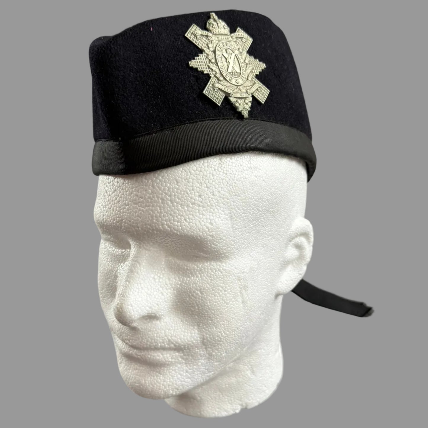 Canadian - Post-WWI - Glengarry Cap - Royal Highlanders of Canada - 1930 Pattern Badge