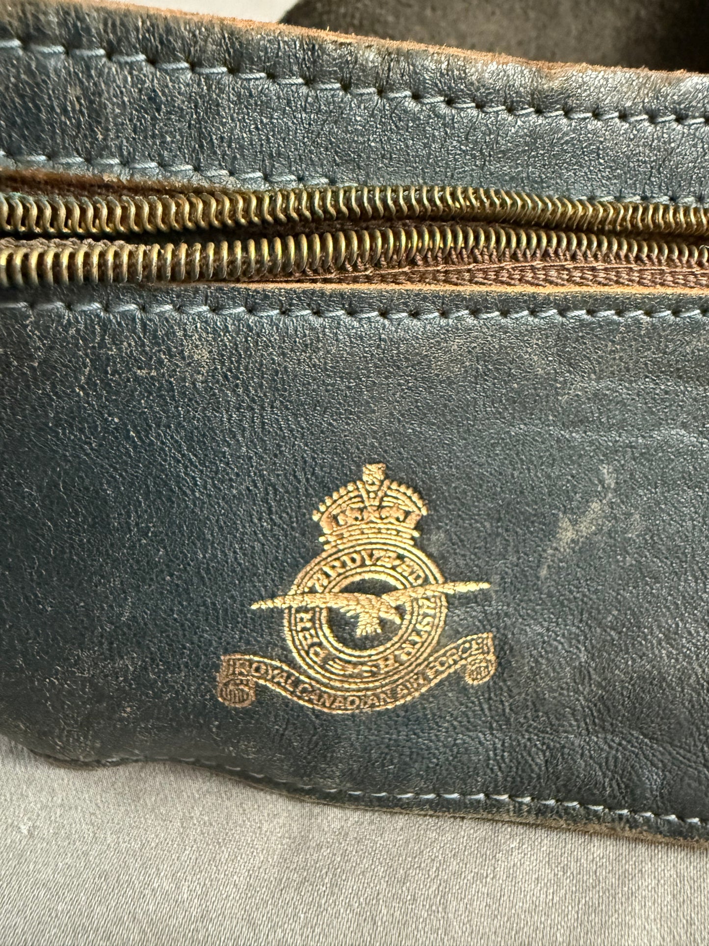 Canadian - WWII - Royal Canadian Air Force - Leather Money / Document Belt