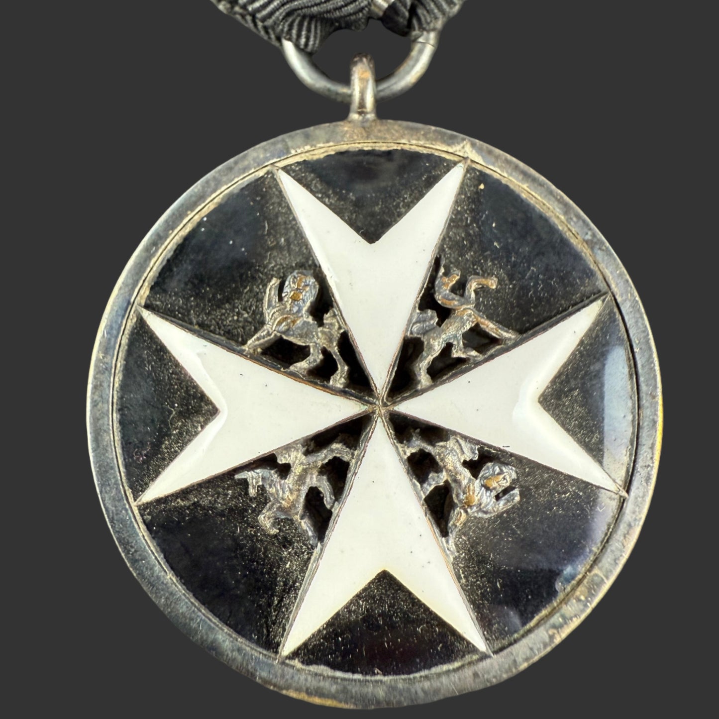 Canadian/British - WWI/WWII - Order of St John - Officer and Serving Brother Insignia - Non-Christian Ribbon - With Document and Case