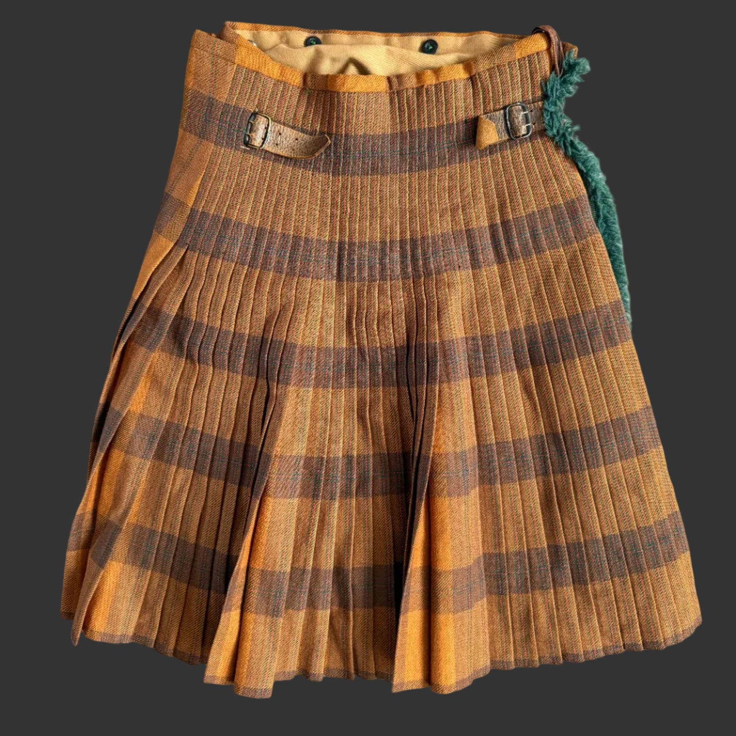 Canadian - WWII - Kilt - Irish Regiment of Canada