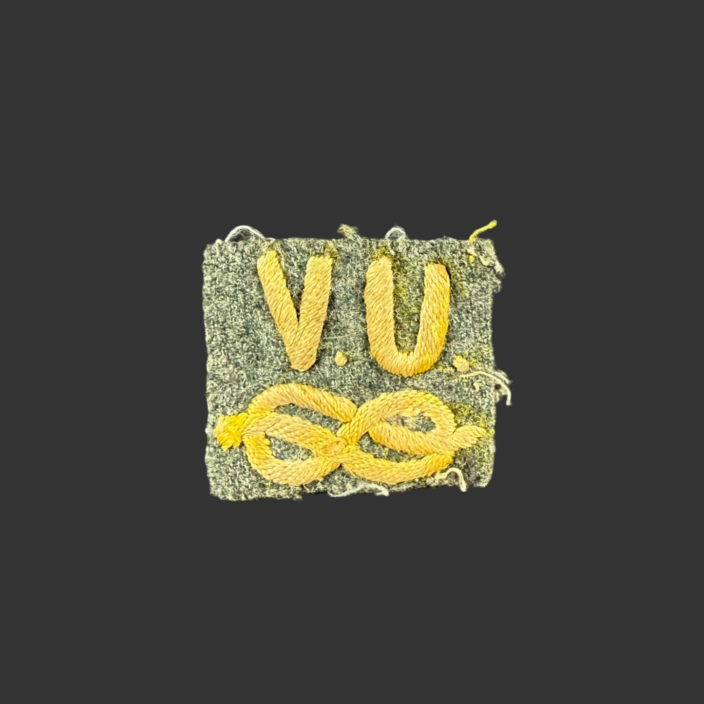 Italy - WWII - Badge - Volontario Universitario - University Volunteer - Cloth Insignia