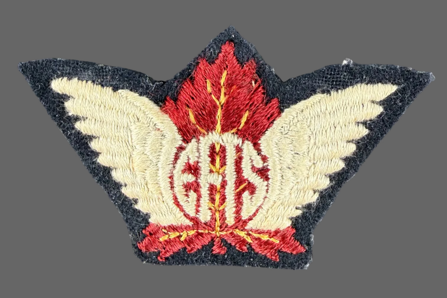 Canadian - WWII - Elementary Flying Training School (EFTS) Cap Badge