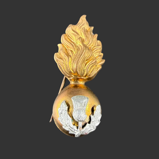 British - WWI-WWII - Royal Scots Fusiliers Officer's Collar Badge