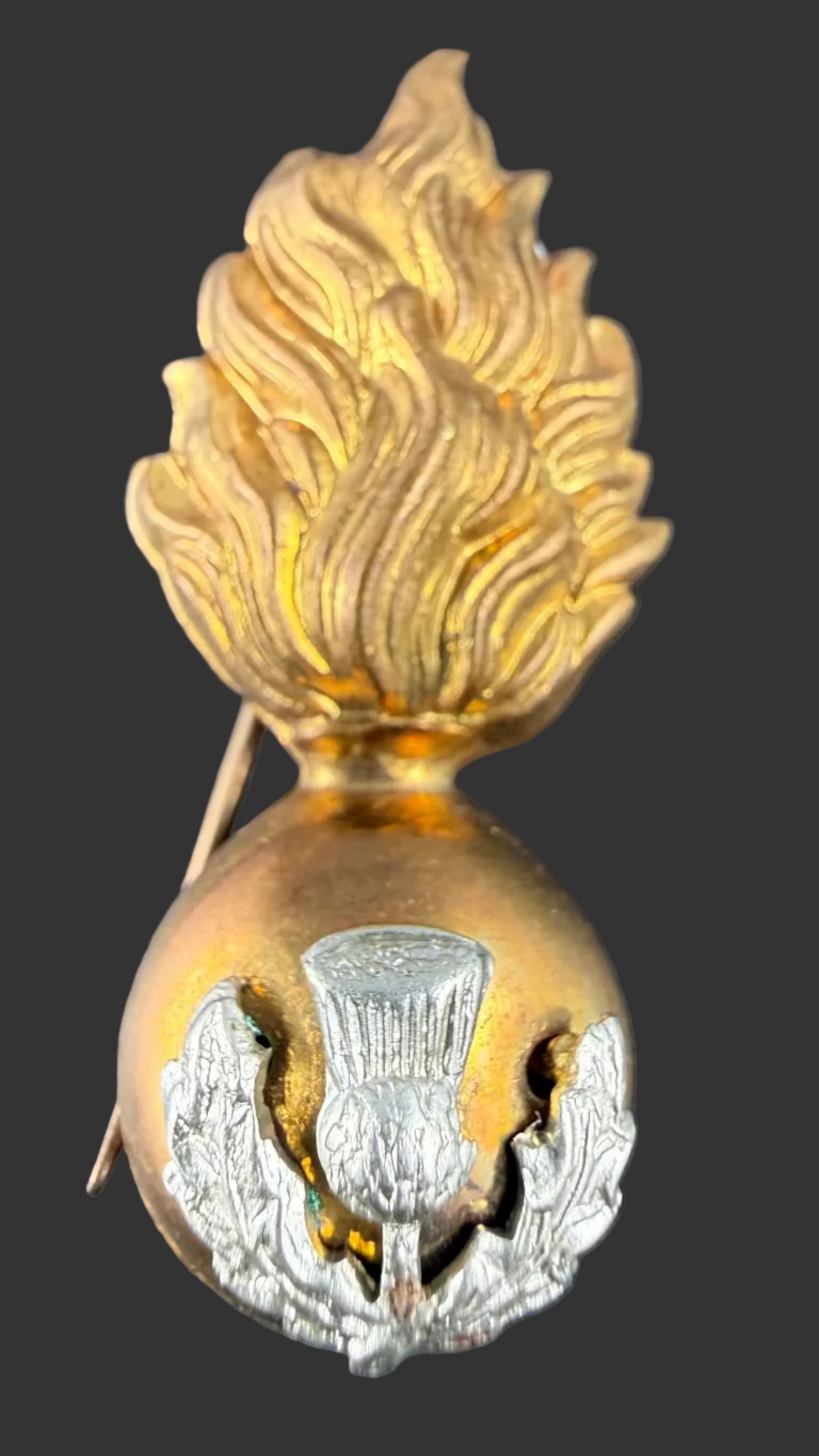 British - WWI-WWII - Royal Scots Fusiliers Officer's Collar Badge