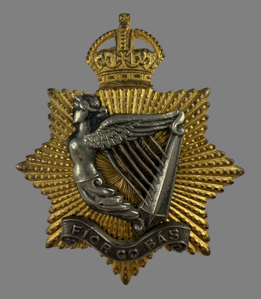 WWII - Irish Regiment of Canada Officer's Cap Badge