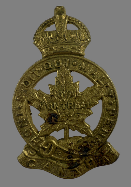 WWII - Royal Montreal Regiment Cap Badge