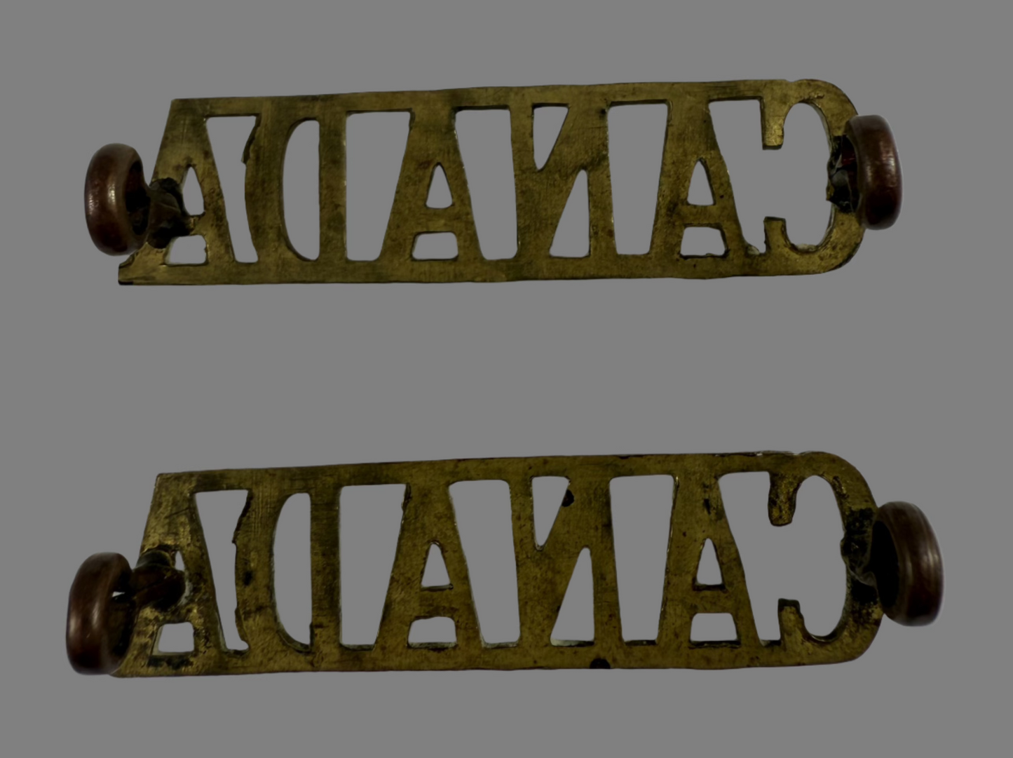 Canadian WWI - Shoulder Titles