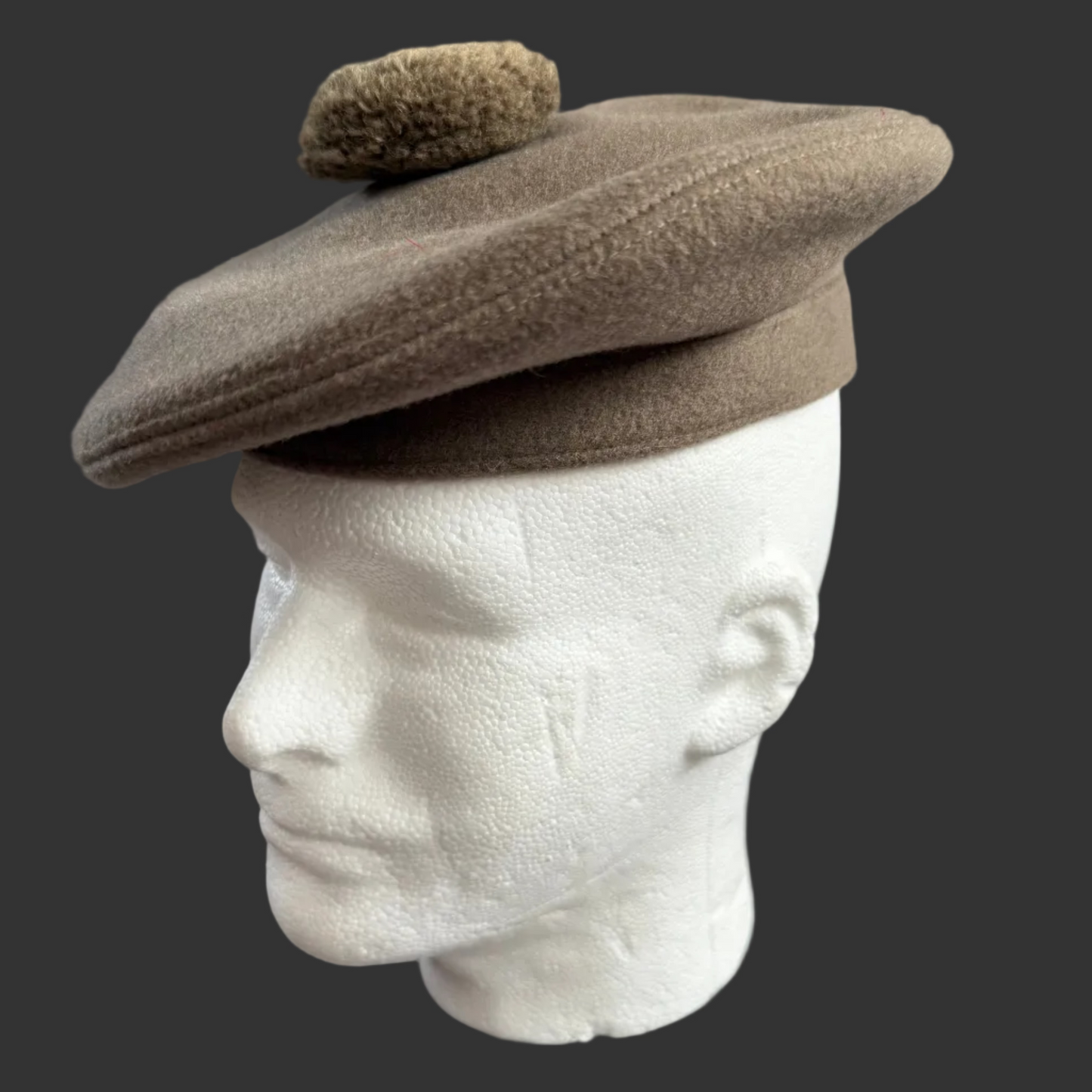 Canadian / British - Post-WWII - Officers Fawn Balmoral Bonnet - Worn by Highland Regiments including The Black Watch (Royal Highland Regiment) of Canada