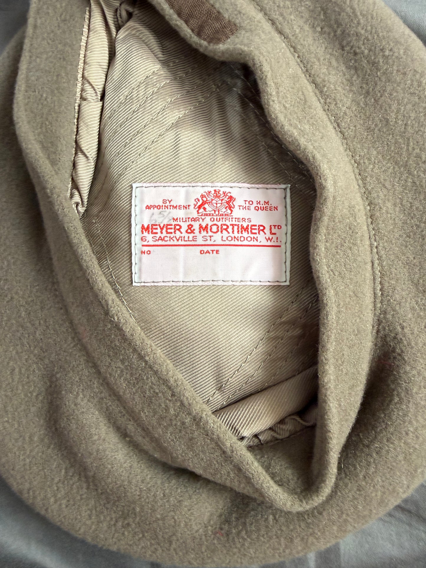 Canadian / British - Post-WWII - Officers Fawn Balmoral Bonnet - Worn by Highland Regiments including The Black Watch (Royal Highland Regiment) of Canada