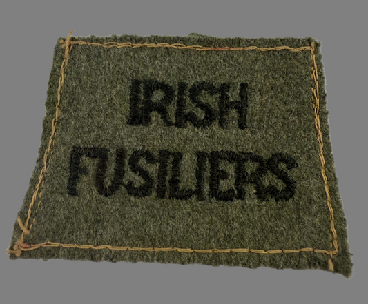 Canadian WWII - Irish Fusiliers Slip-On Shoulder Title