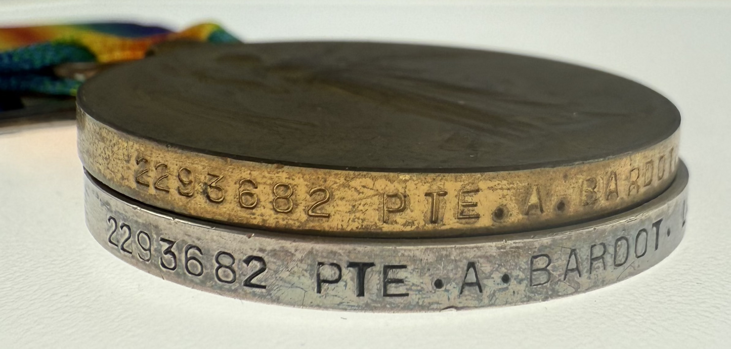 WWI Pair to Lord Strathcona's Horse (Royal Canadians) - Bardot