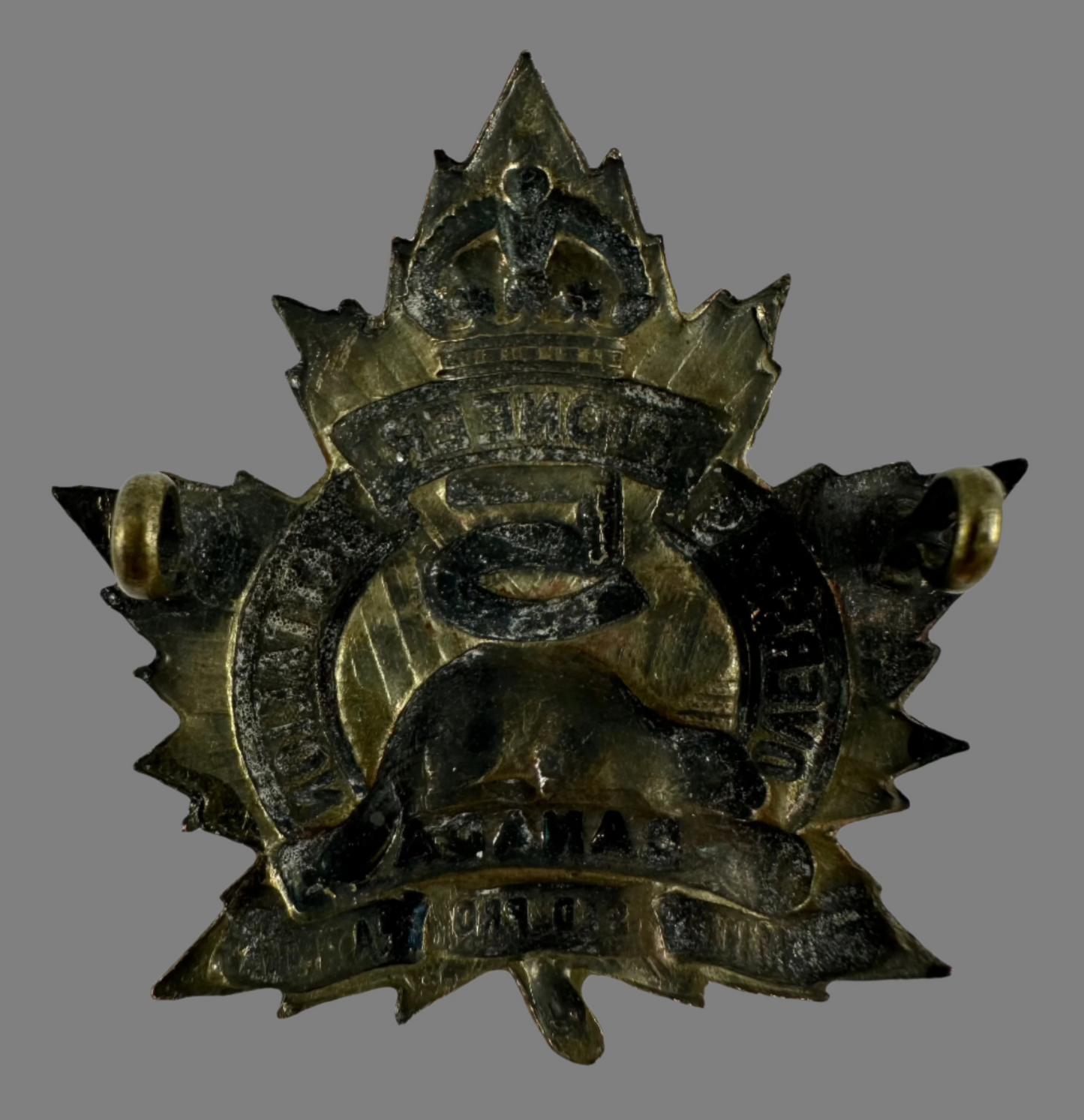 WWI - 5th Canadian Pioneer Battalion Cap Badge
