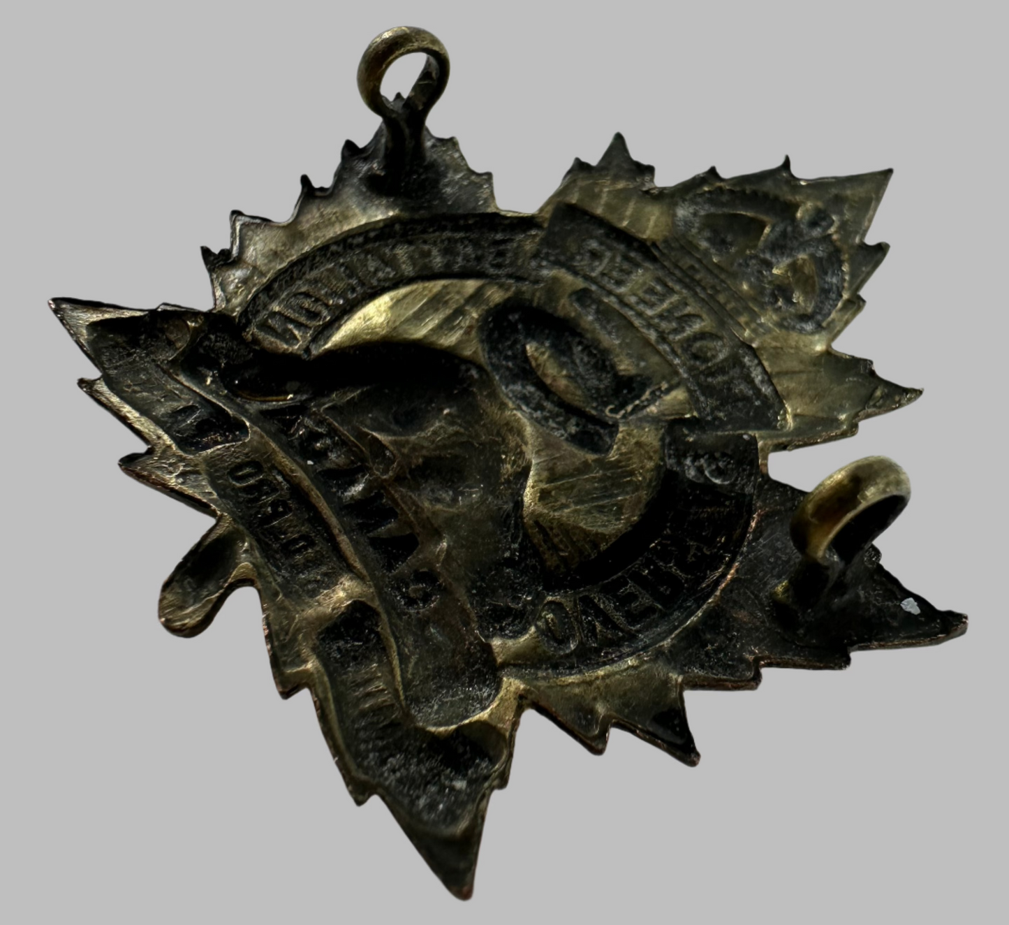 WWI - 5th Canadian Pioneer Battalion Cap Badge
