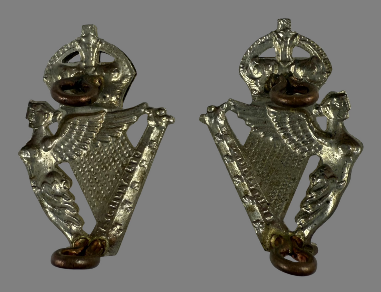 WWII - Irish Regiment of Canada Collar Badges