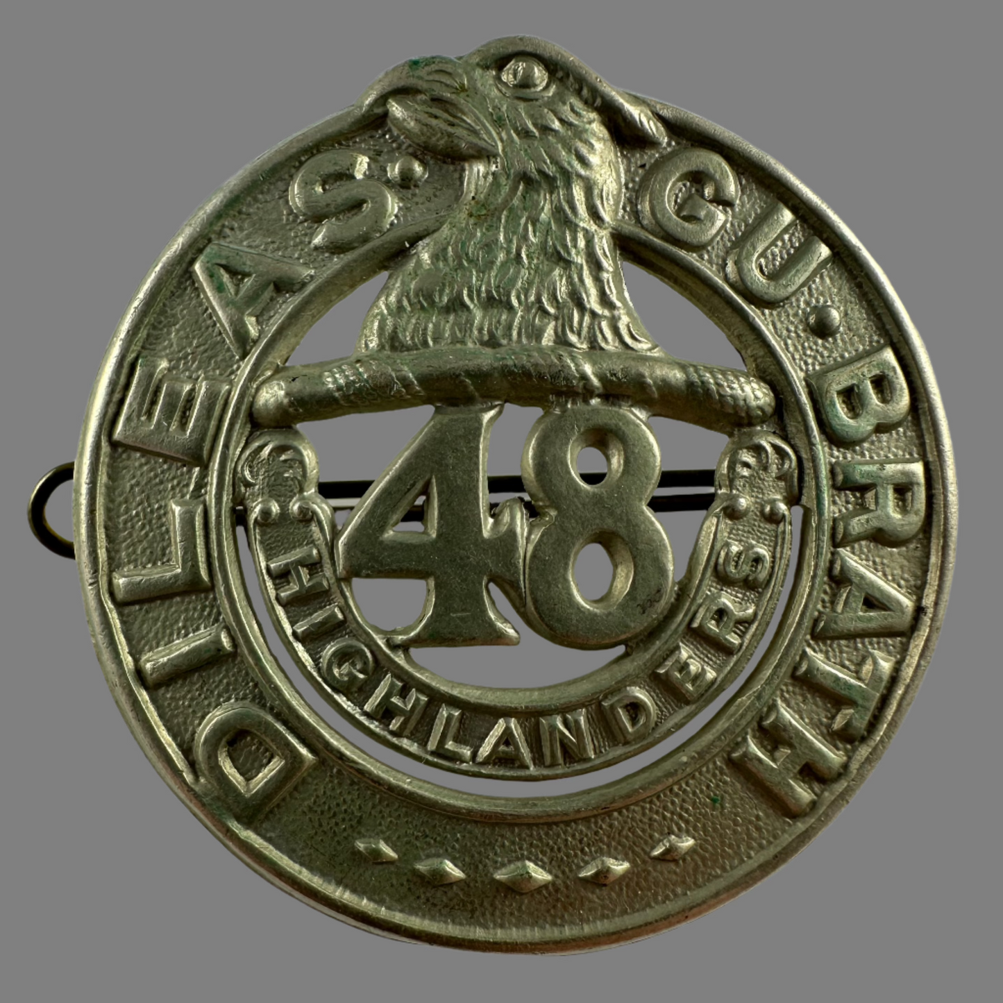 Canadian WWII - 48th Highlanders Cap Badge - Roden