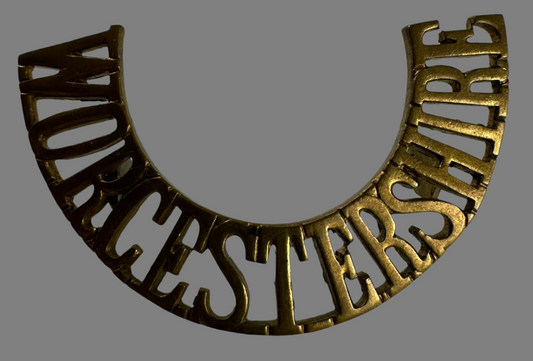 British WWI  - Worcestershire Regiment Shoulder Title