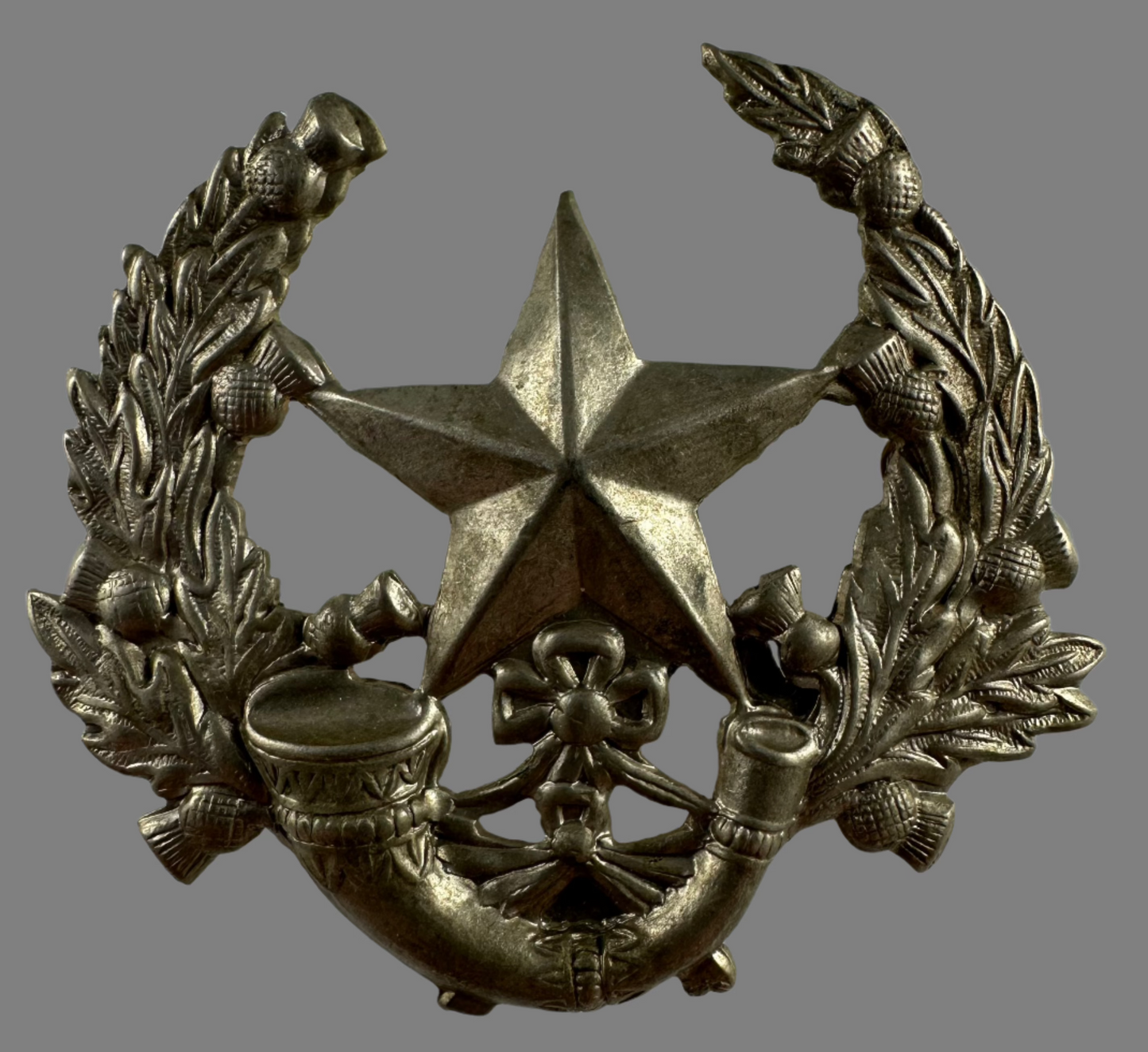 British WWI/WWII  - Cameronians (Scottish Rifles) Cap Badge