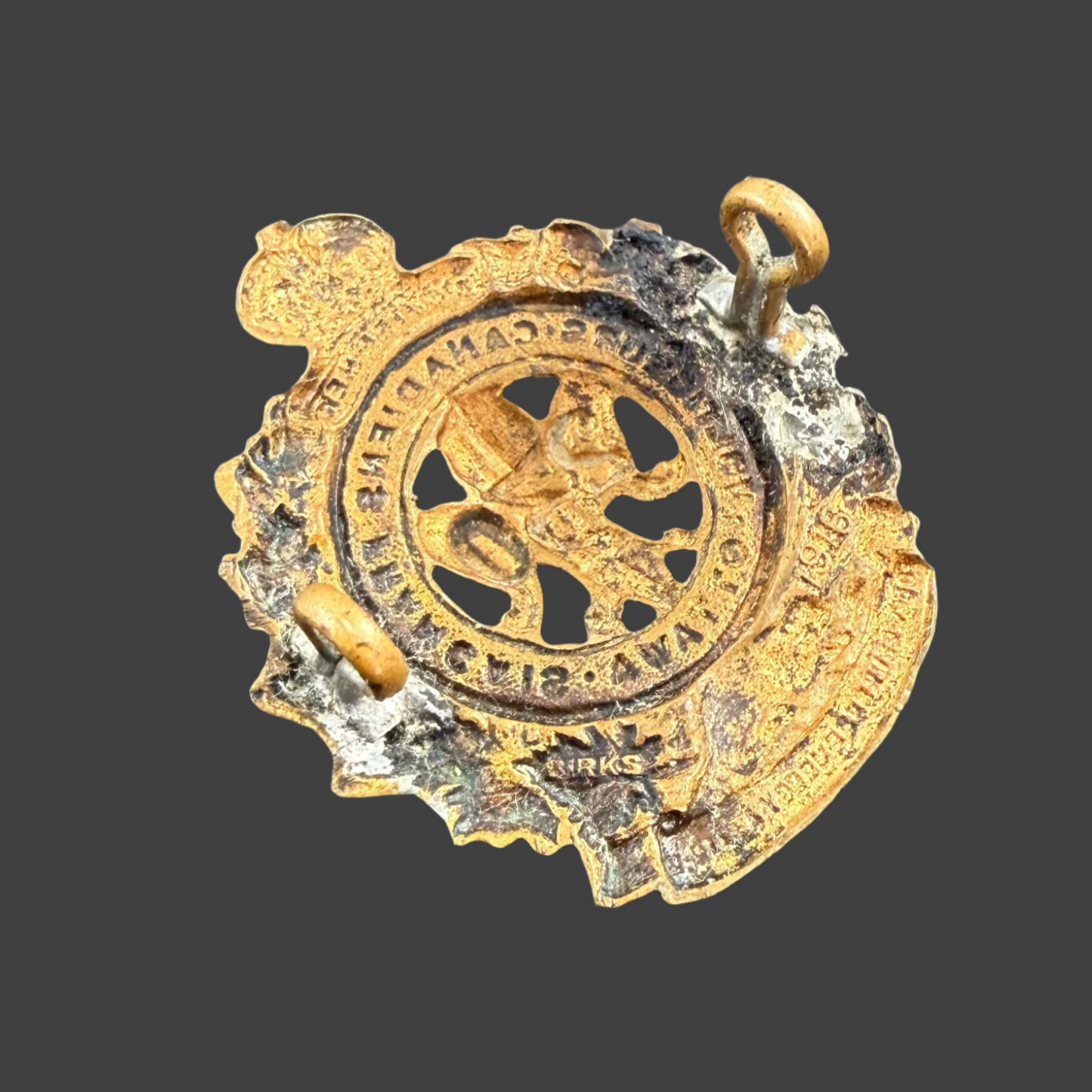 WWI - CEF Collar Badge - 230th Canadian Infantry Battalion (Voltigeurs Canadien Francais) - Bronze