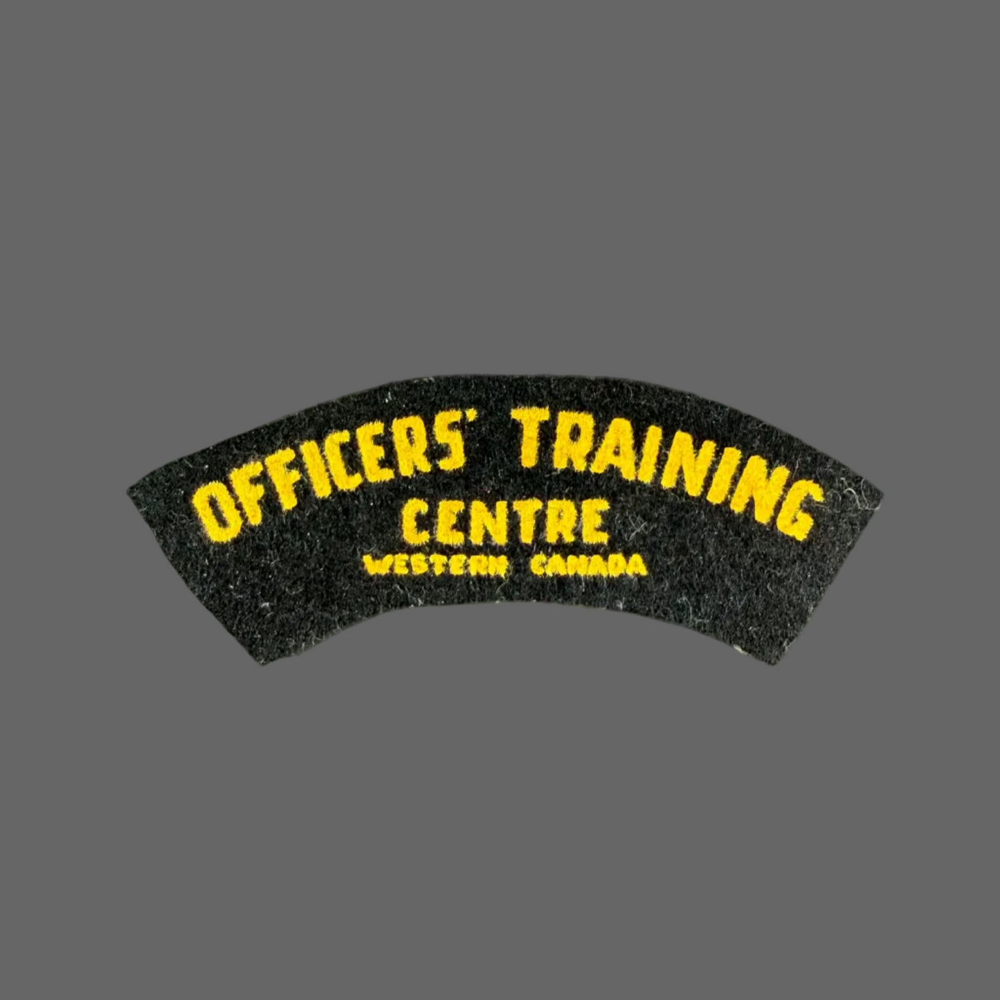 Canadian – WWII - Officers' Training Centre - Western Canada - Cloth Shoulder Title