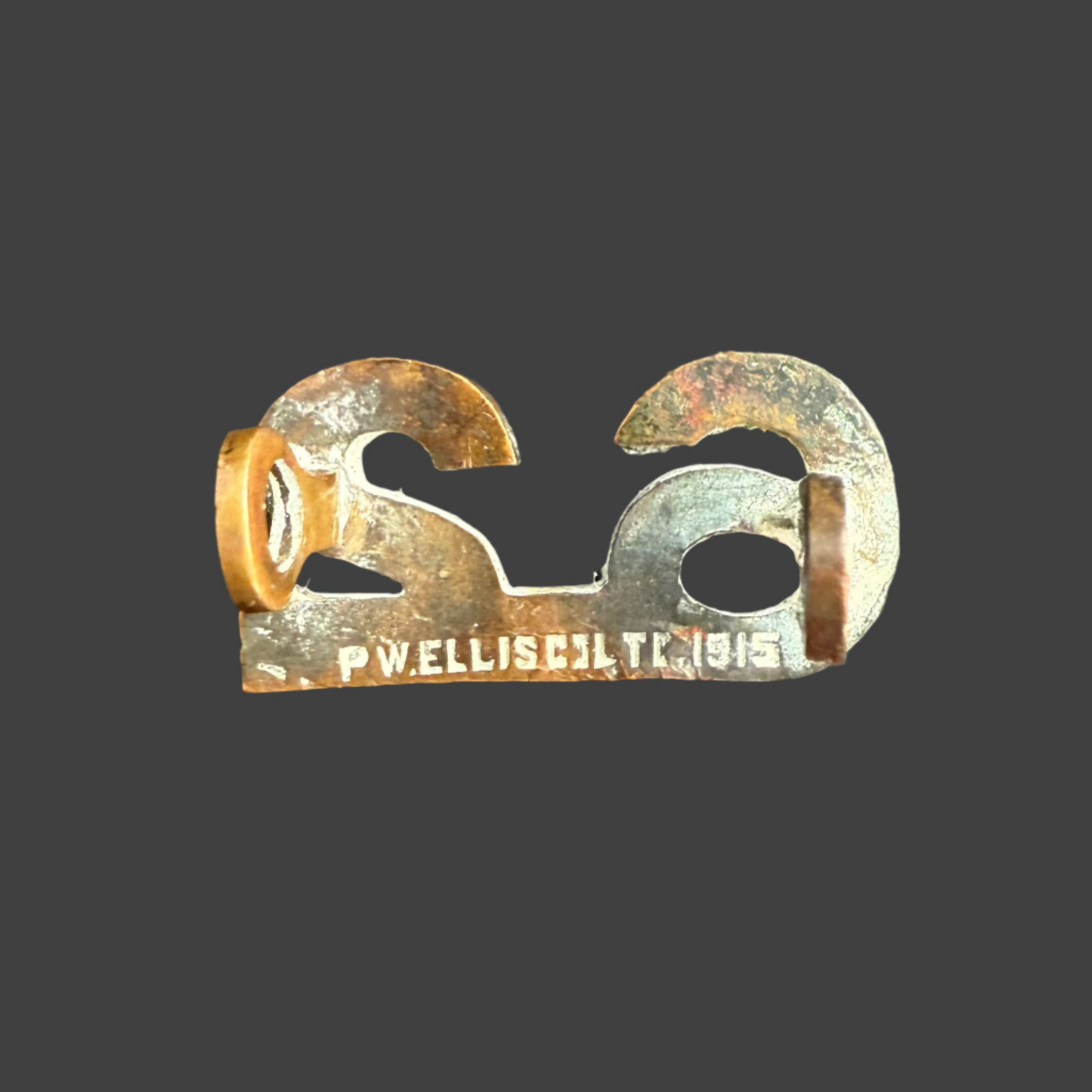 WWI - CEF Shoulder Numeral - 62nd Canadian Infantry Battalion (British Columbia) - Ellis