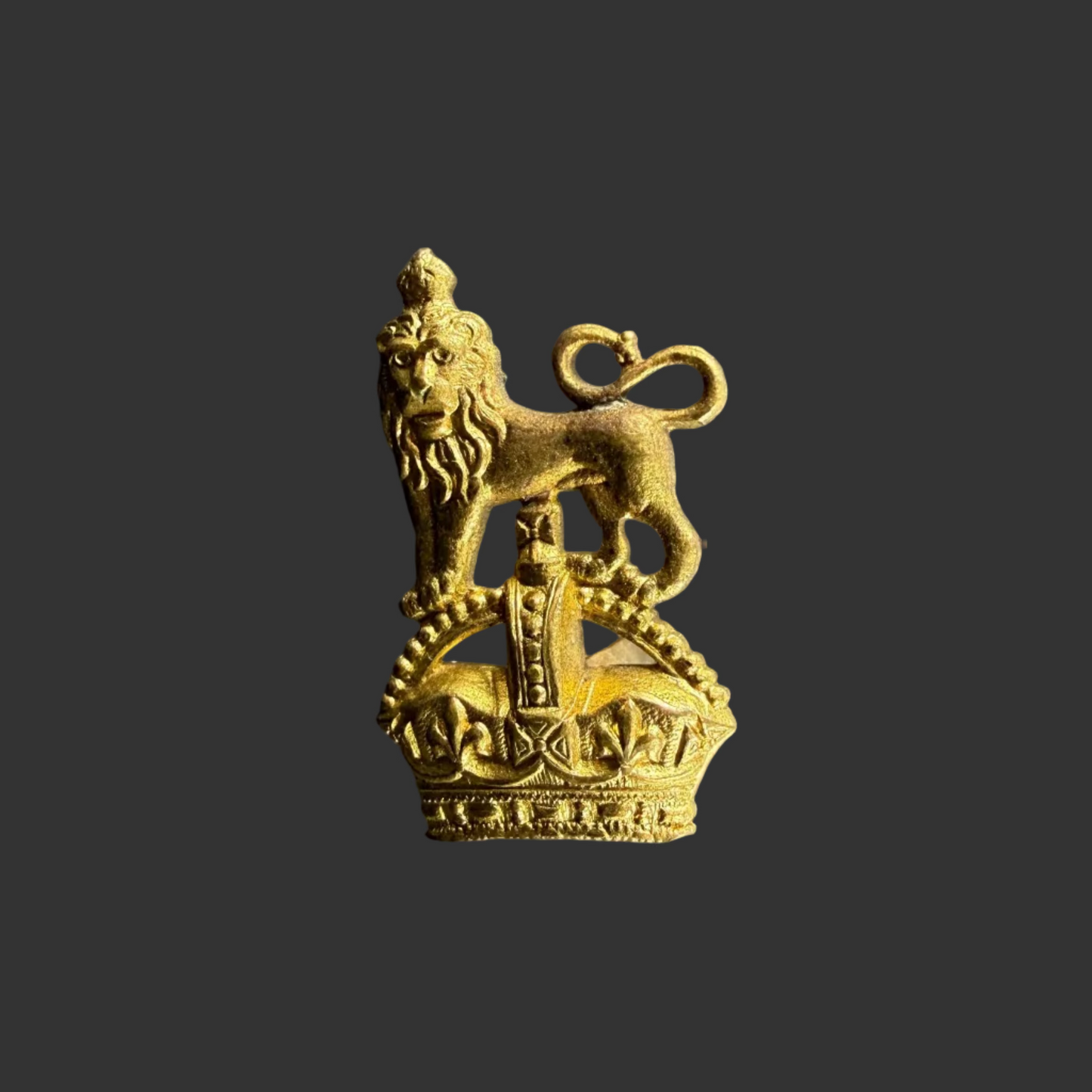 Canadian / British Commonwealth - WWII - Staff Officer Cap Badge for Colonel/Brigadier