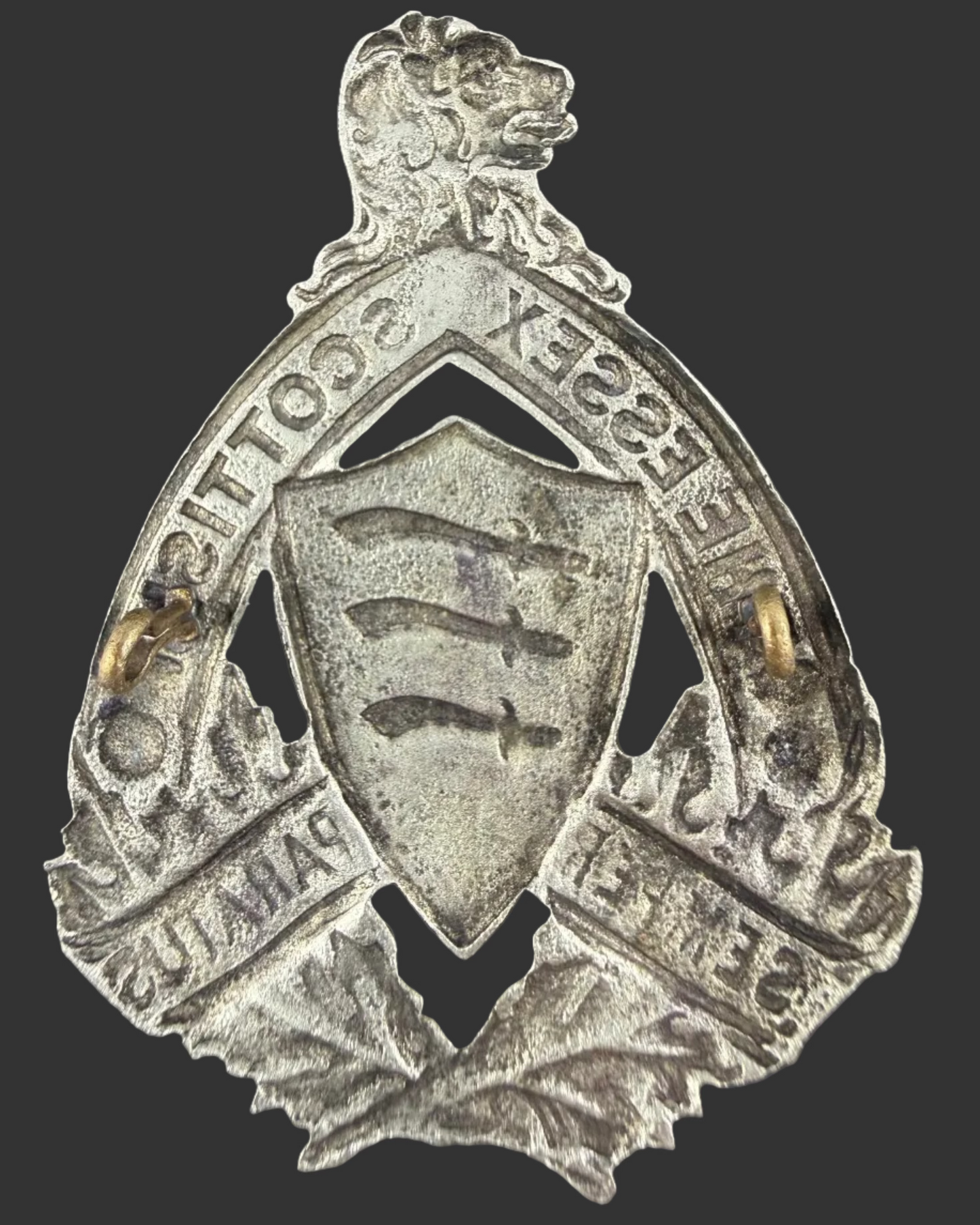 Canadian – WWII – The Essex Scottish Regiment – Glengarry Badge