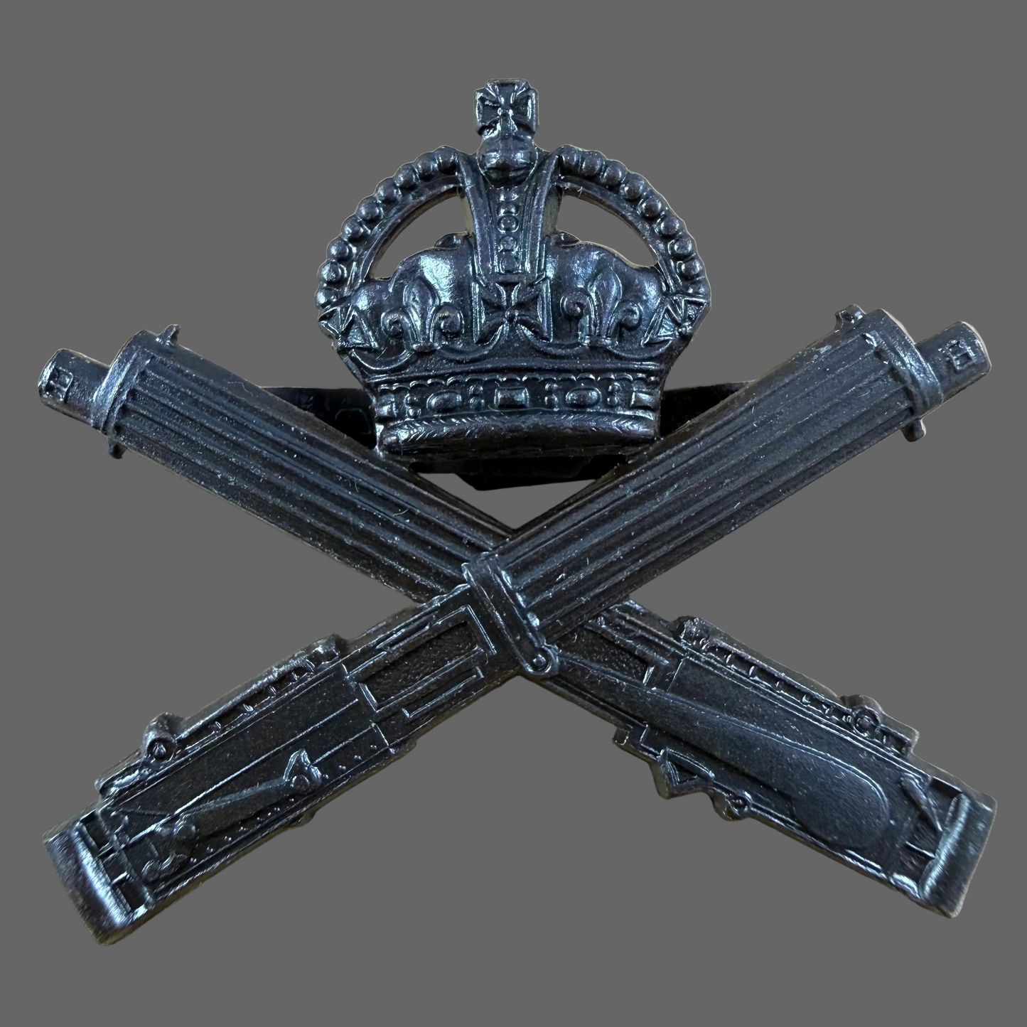 Canadian / British – WWI – Machine Gun Corps – Cap Badge – Officers Service Dress