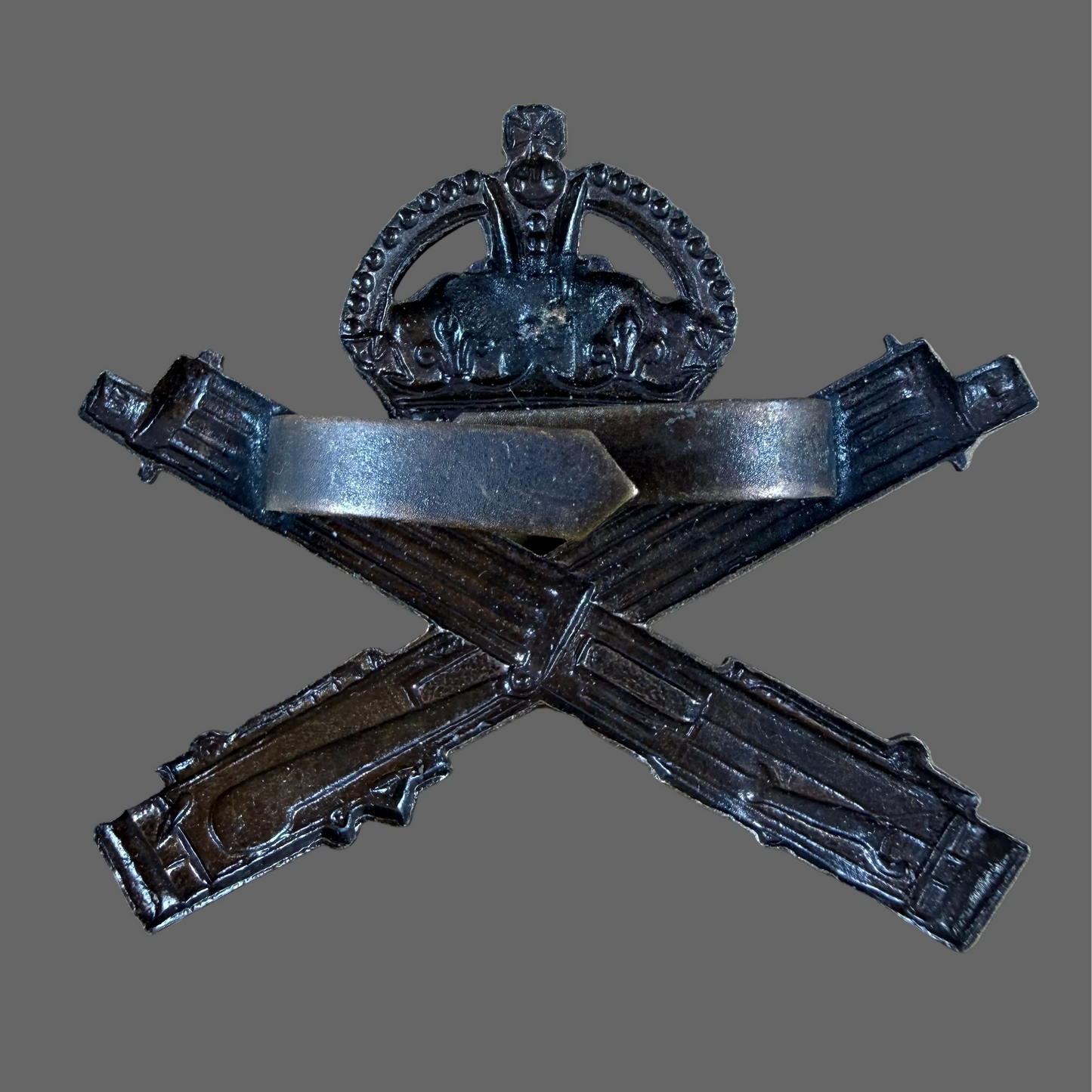 Canadian / British – WWI – Machine Gun Corps – Cap Badge – Officers Service Dress
